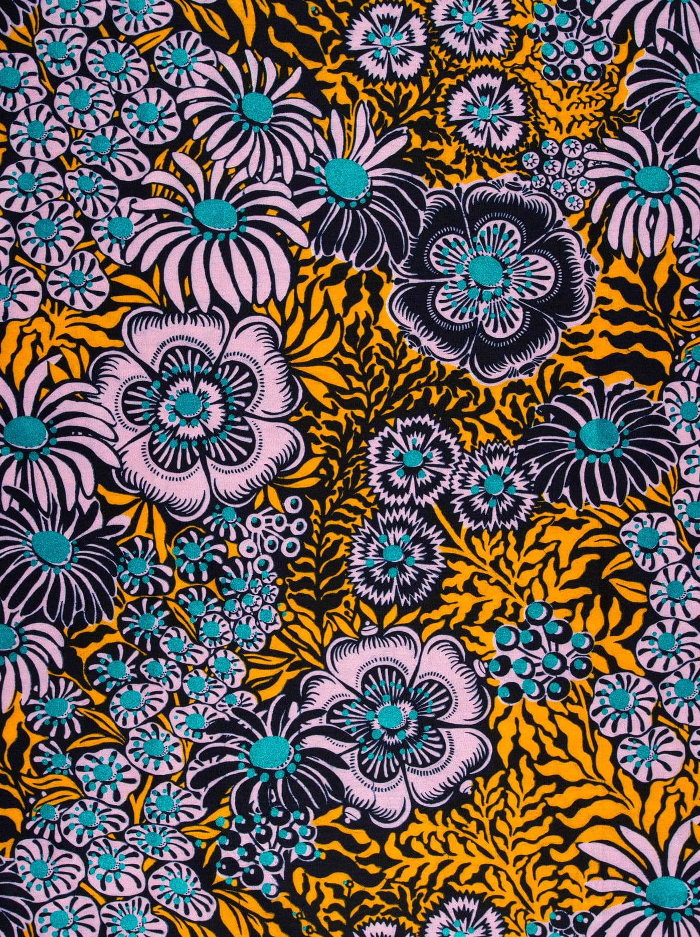 Vibrant floral fabric bold orange wax hollandais vlw3256.016