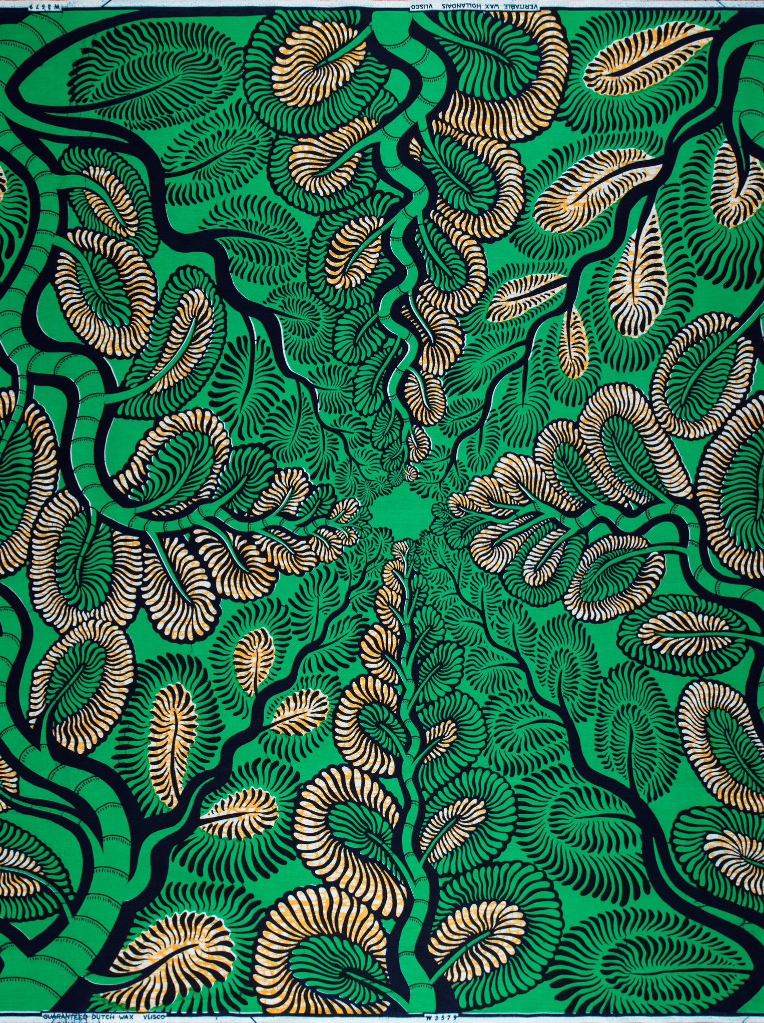 Vibrant green fabric bold black wax hollandais vlw3579.005
