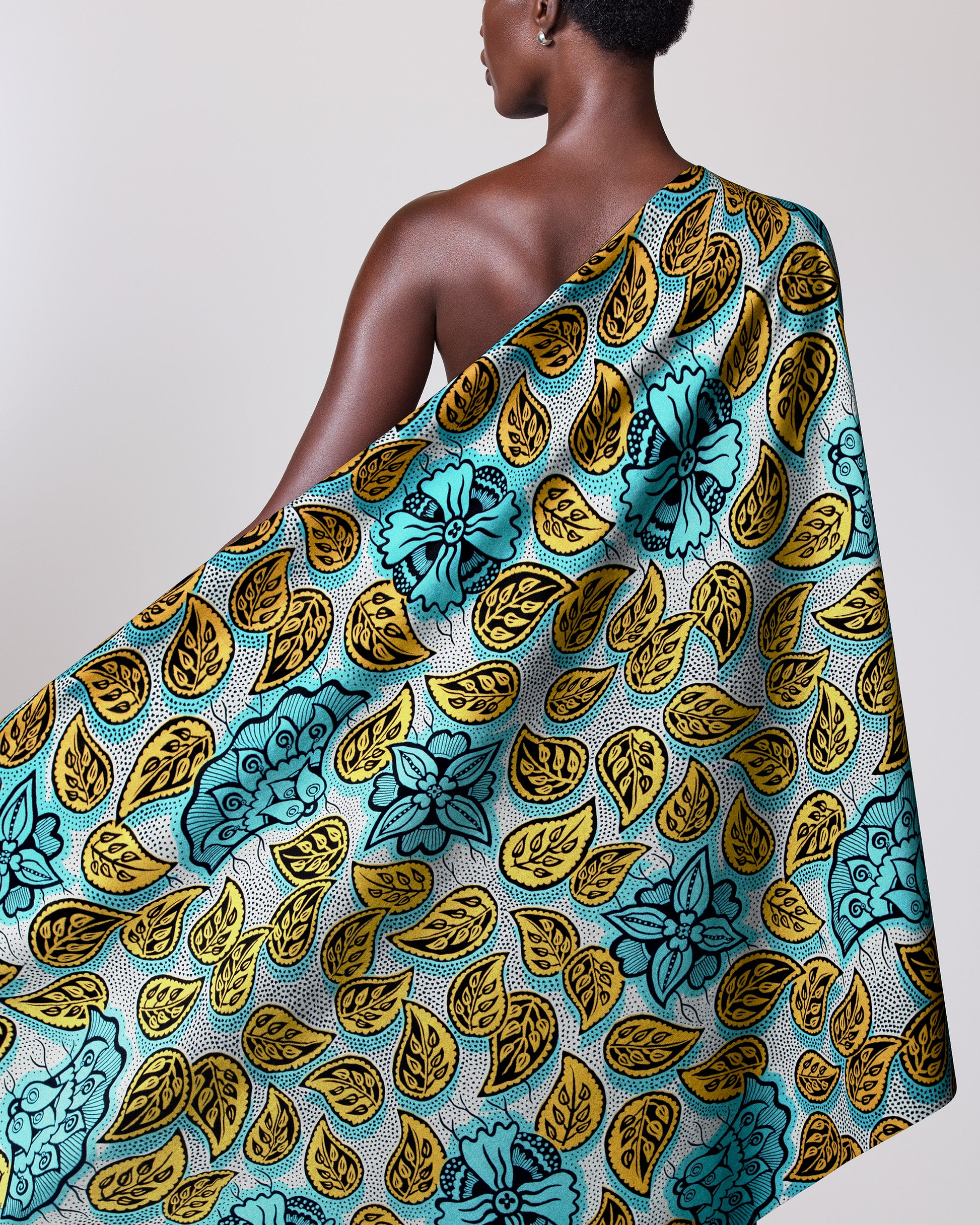 Vibrant turquoise gold patterned fabric wax hollandais vlw4450.016