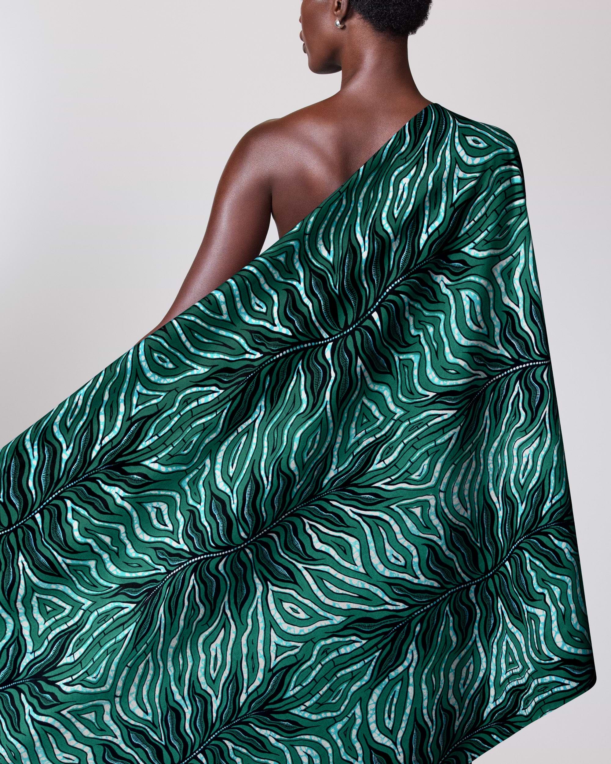 Vibrant emerald green fabric intricate wax hollandais vlw4857.026