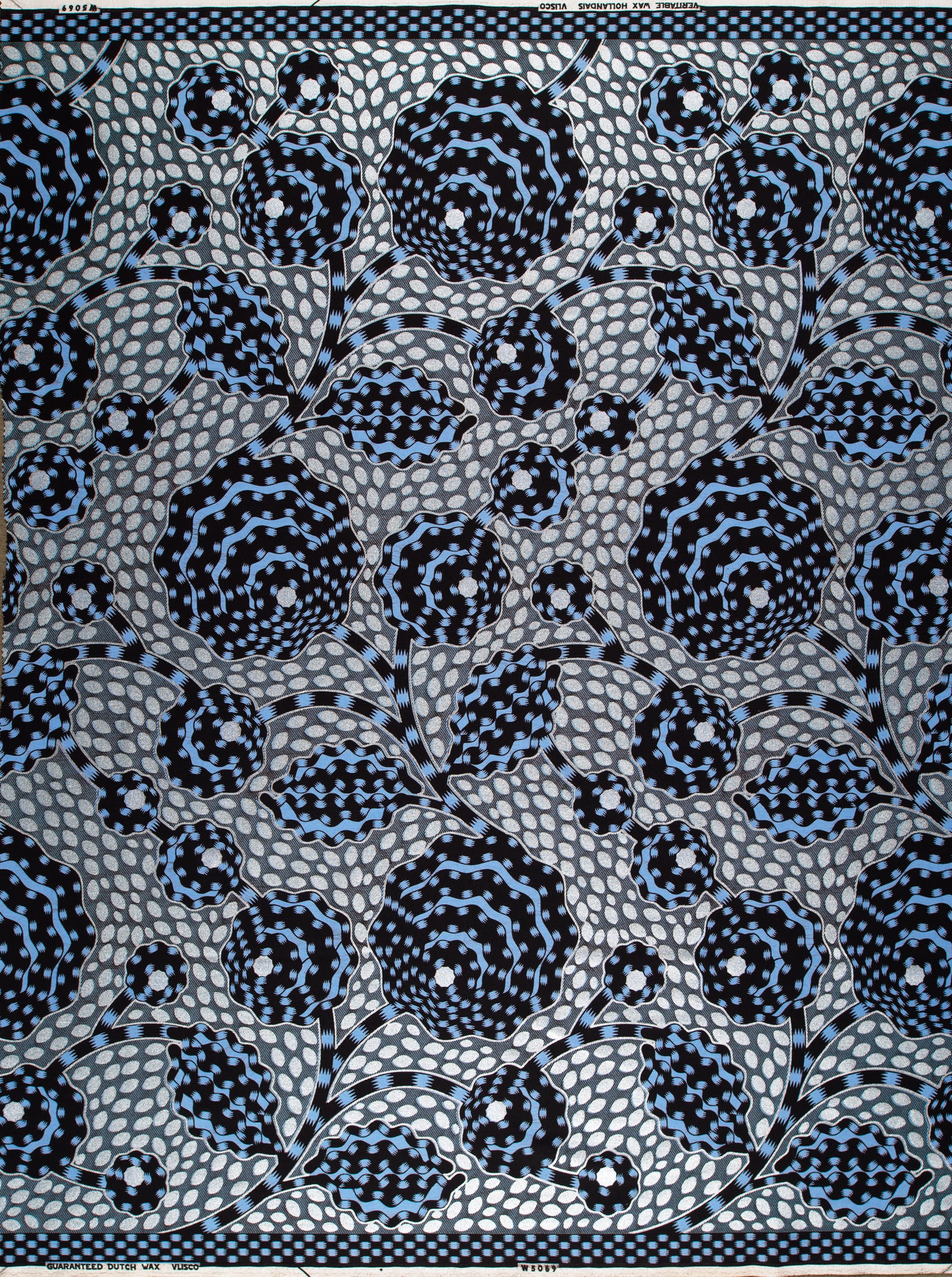 Wax Hollandais | VLW5069.007 | Silver Embellished