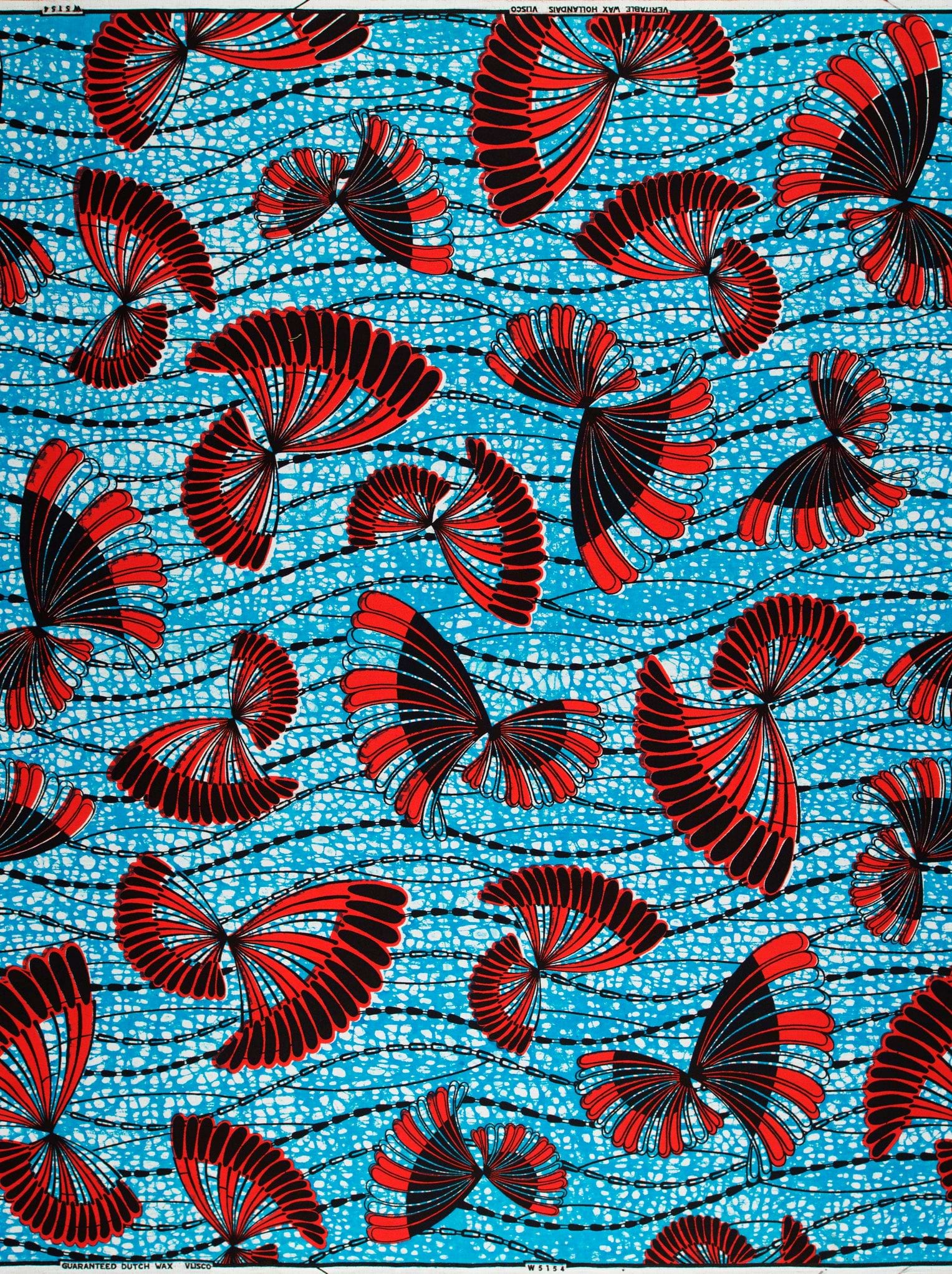 Vibrant red black fan-shaped motifs wax hollandais vlw5154.002