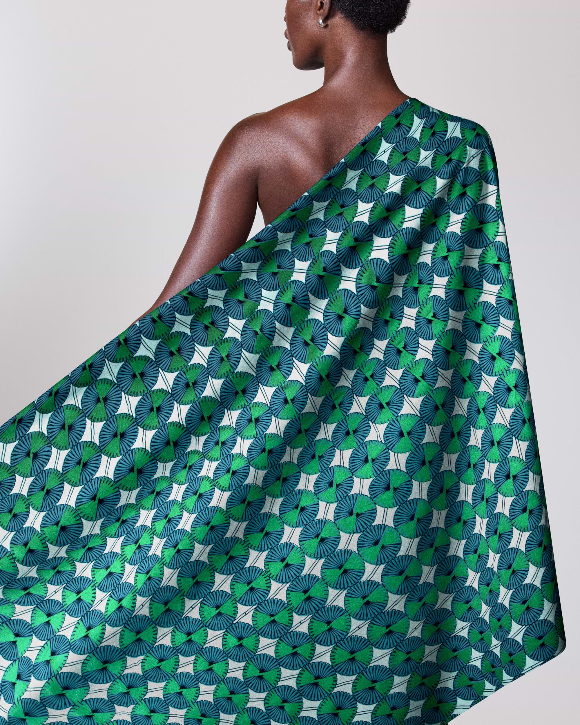 Wax Hollandais | VLW5337.042 | Emerald Green Embellished