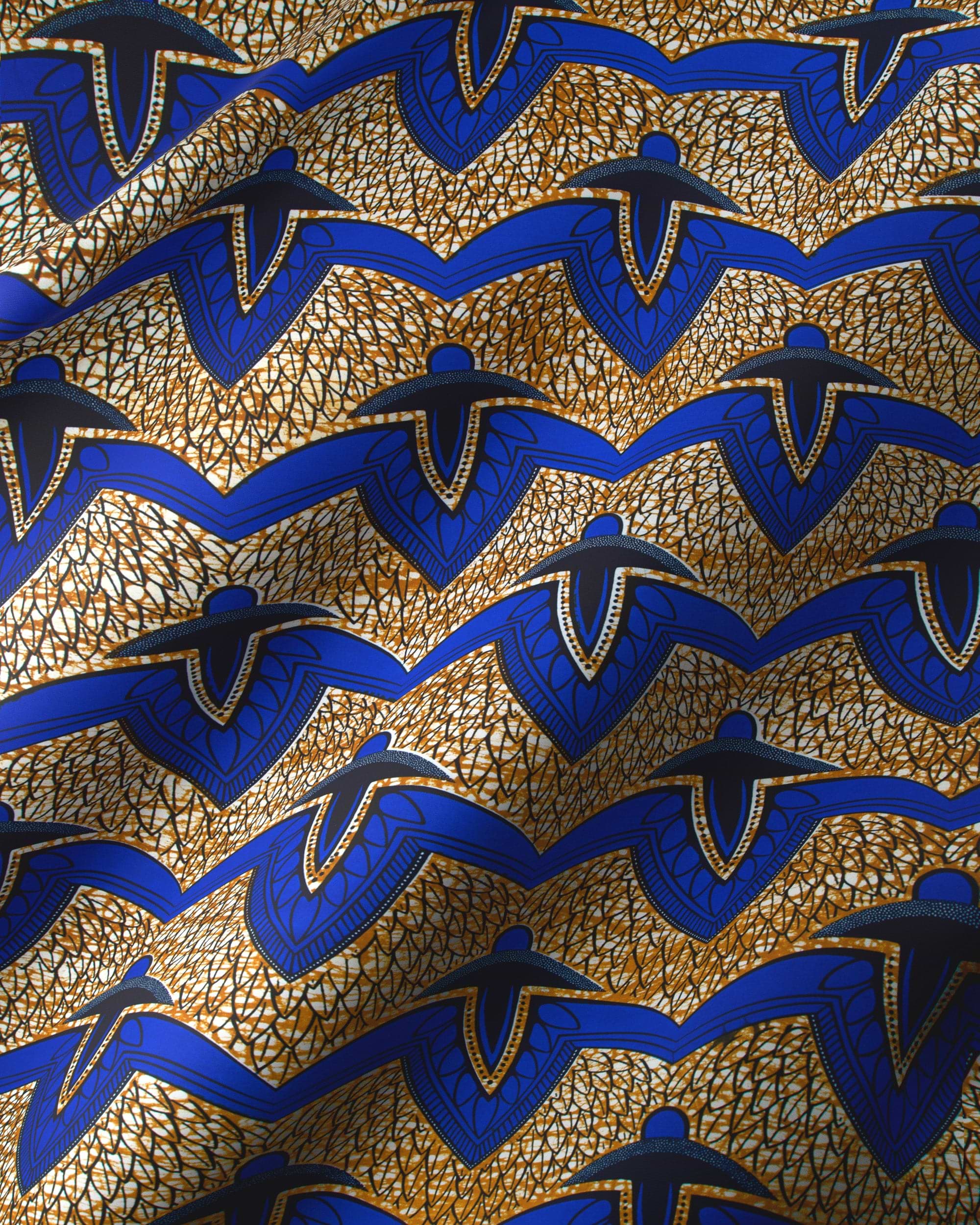 Blue black patterned fabric intricate wax hollandais vlw7312.003