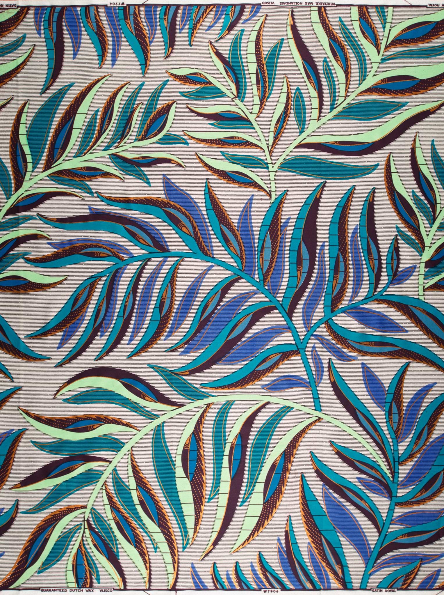 Vibrant tropical leaf pattern fabric satin royal vlw7906.004