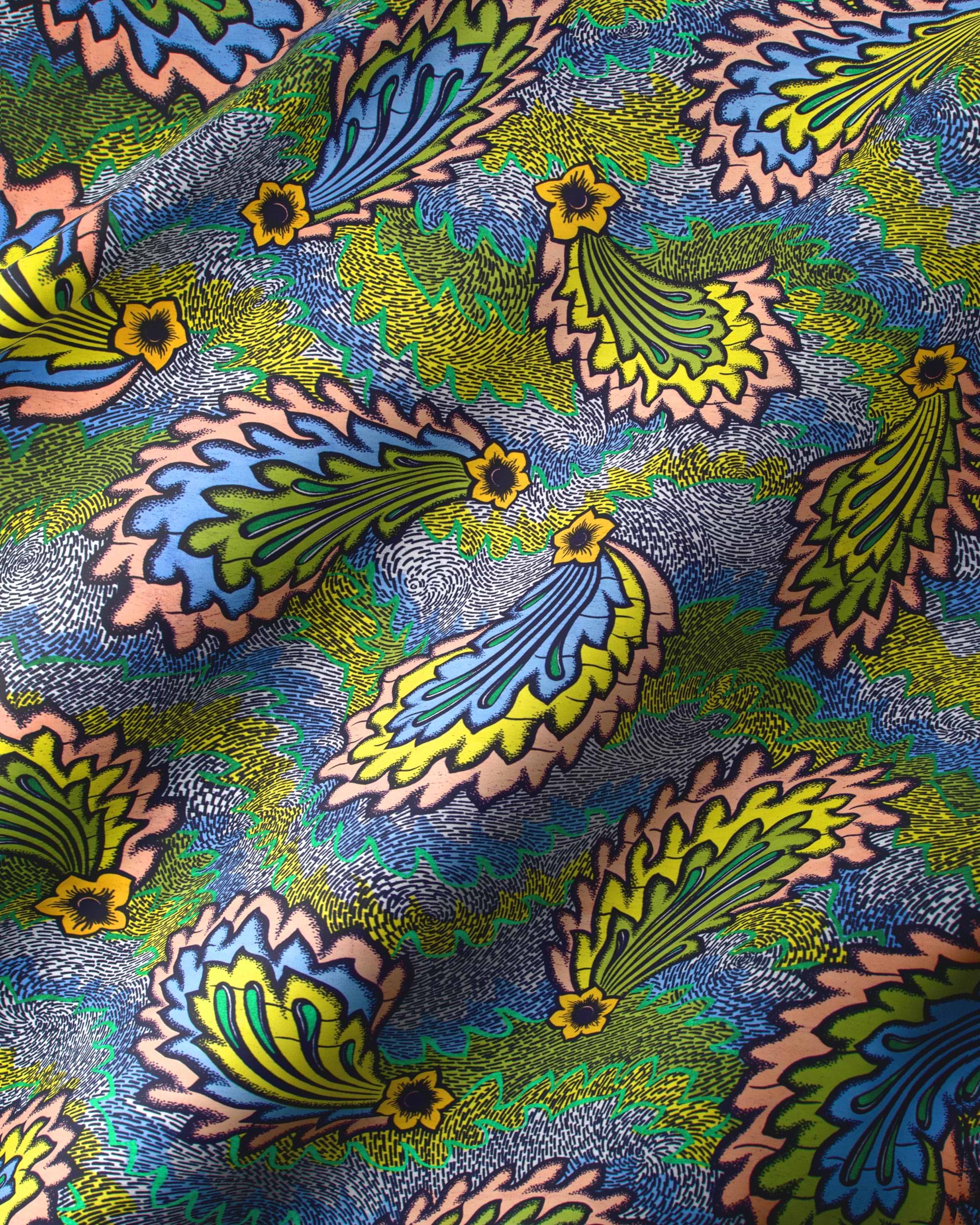 Vibrant paisley-patterned fabric shades green satin royal vlw8985.008