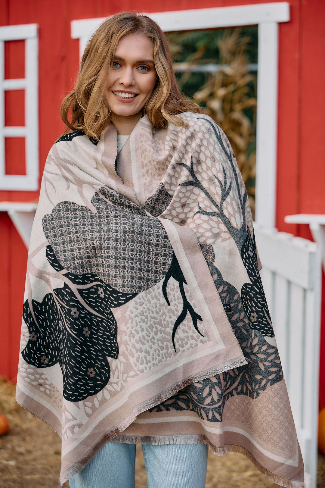 Nature Reversible Scarf in Beige