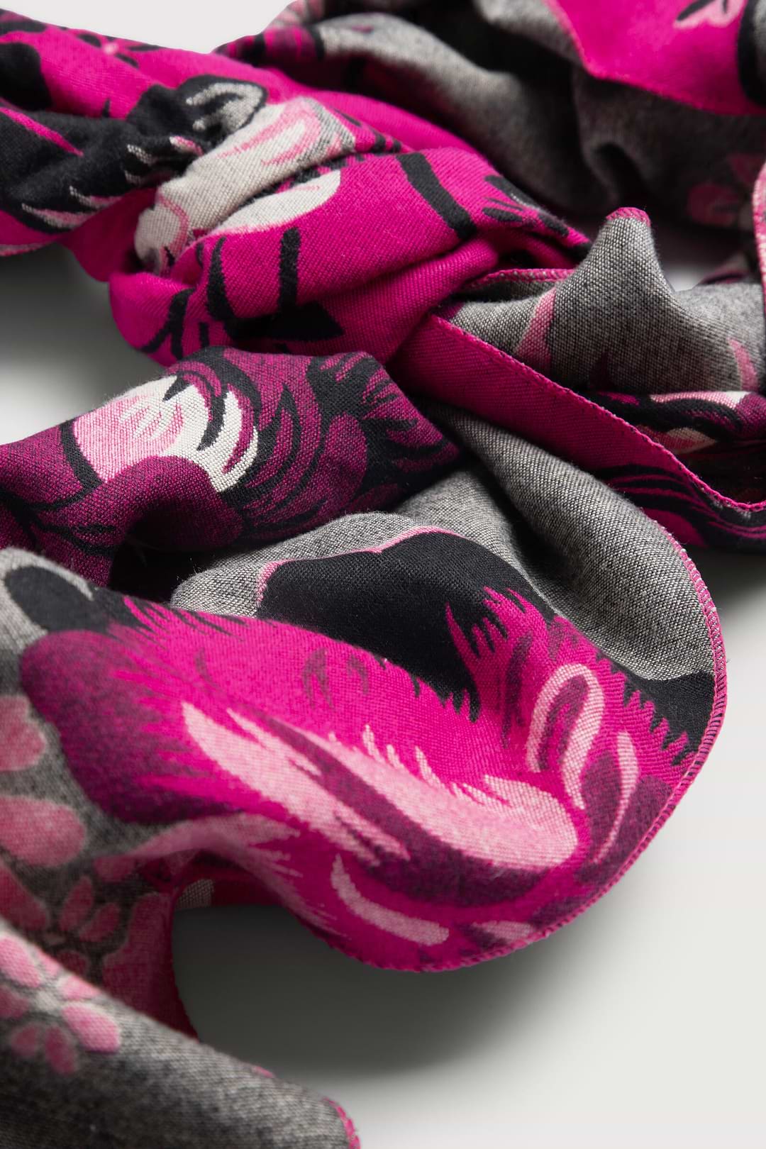 Reversible Blossom Burst Scarf - Pink