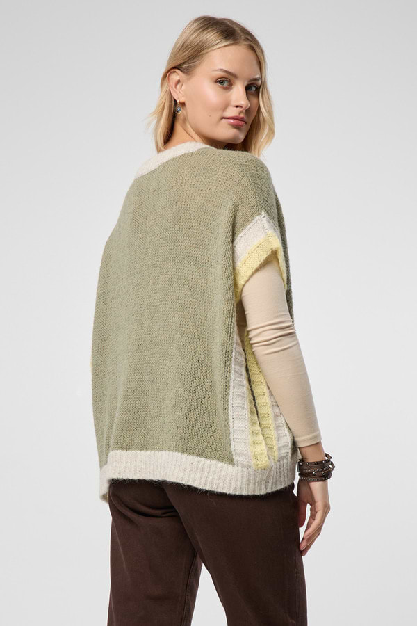 Colorblock Knit Sweater Vest - Moss