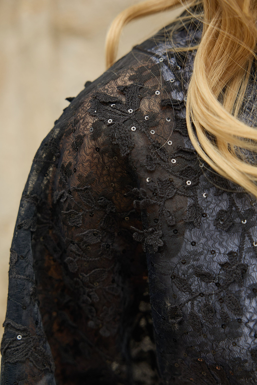 Floral Lace Tie Front Ruana - Black