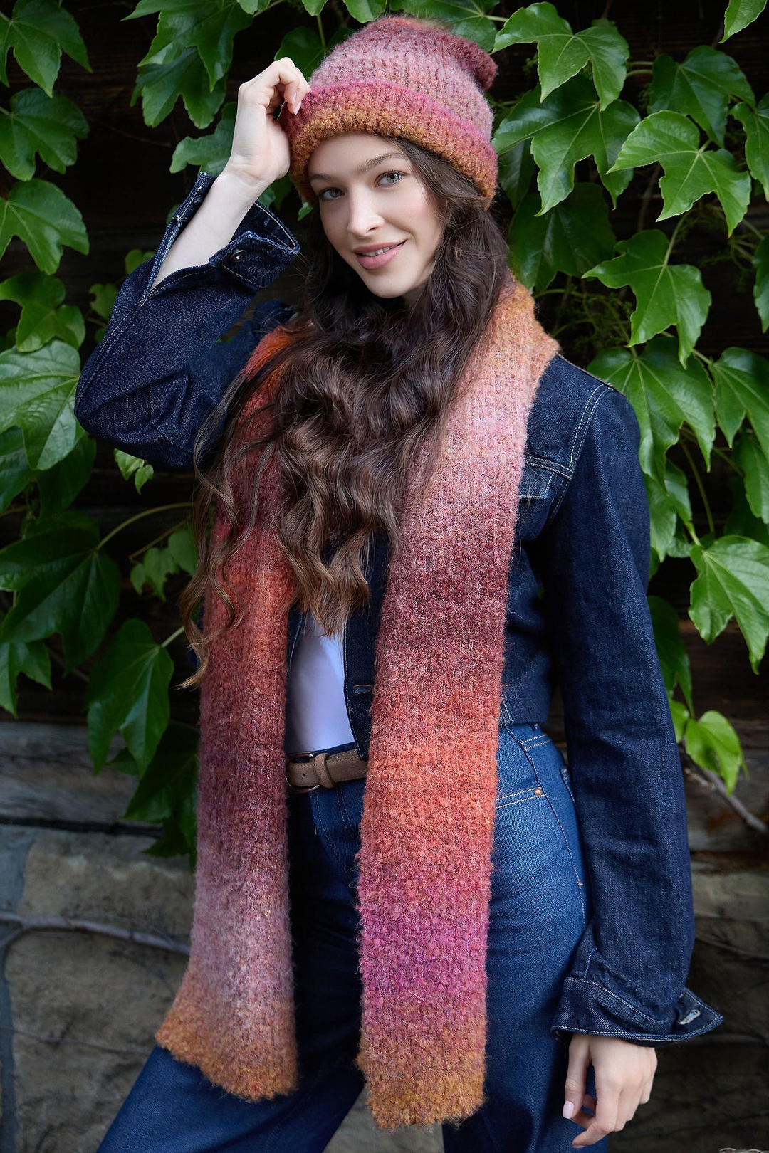 Gradient Knit Scarf - Pink