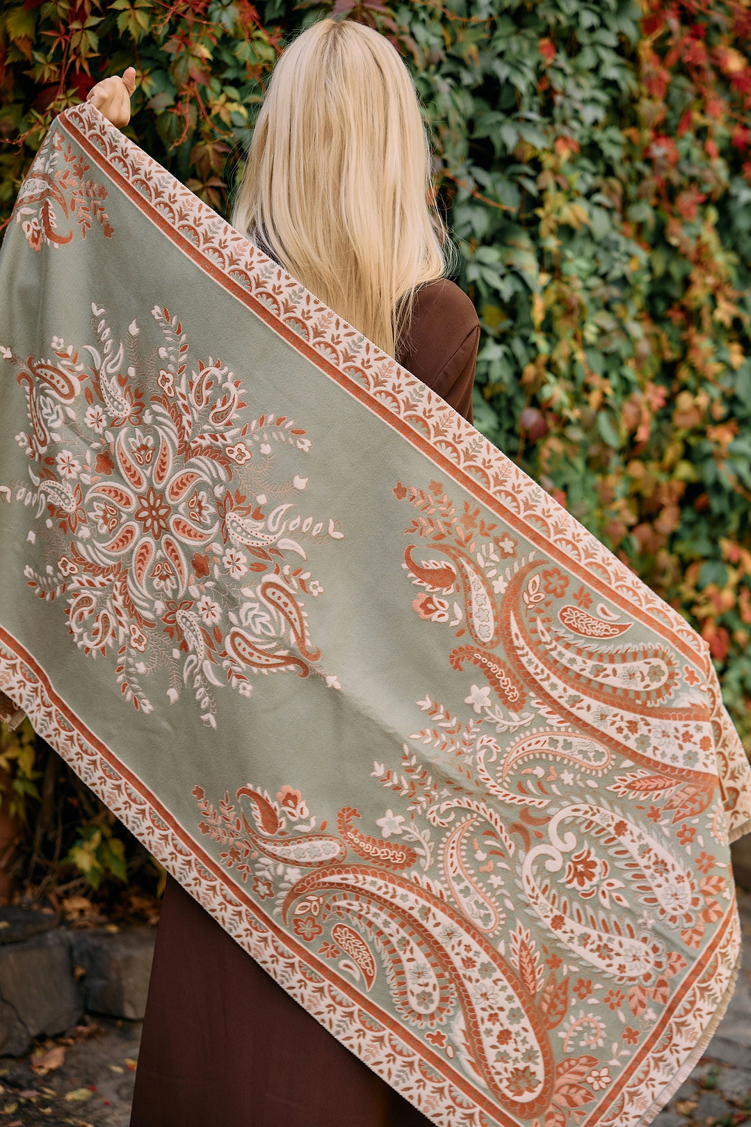 Paisley Motif Reversible Scarf - Green