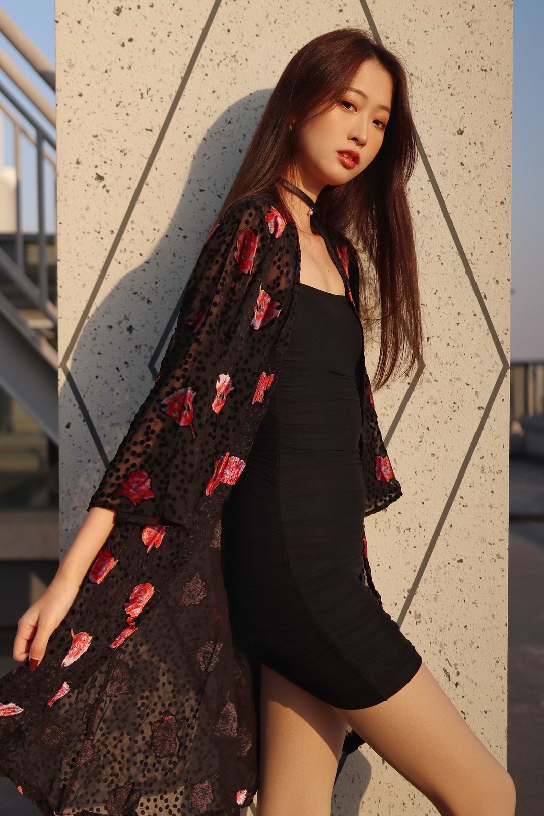 Black Velvet Rose Kimono - Black