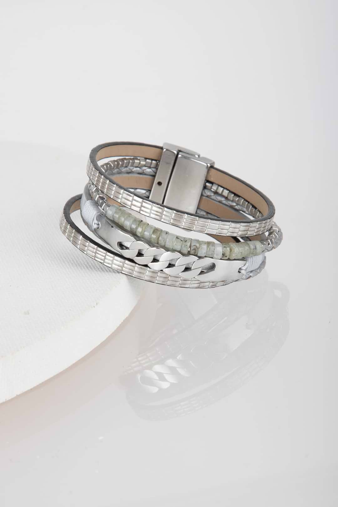 Natural Stones and Chain Leath - Grey