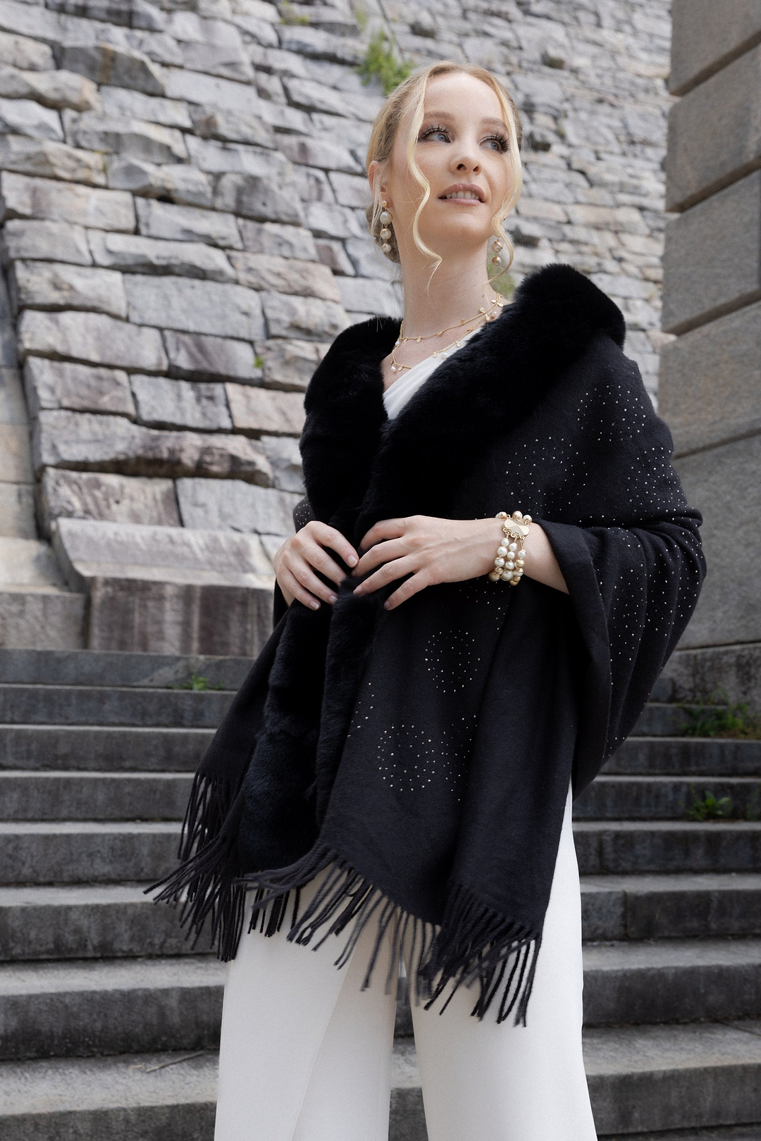Faux Fur Crystal Scarf - Black
