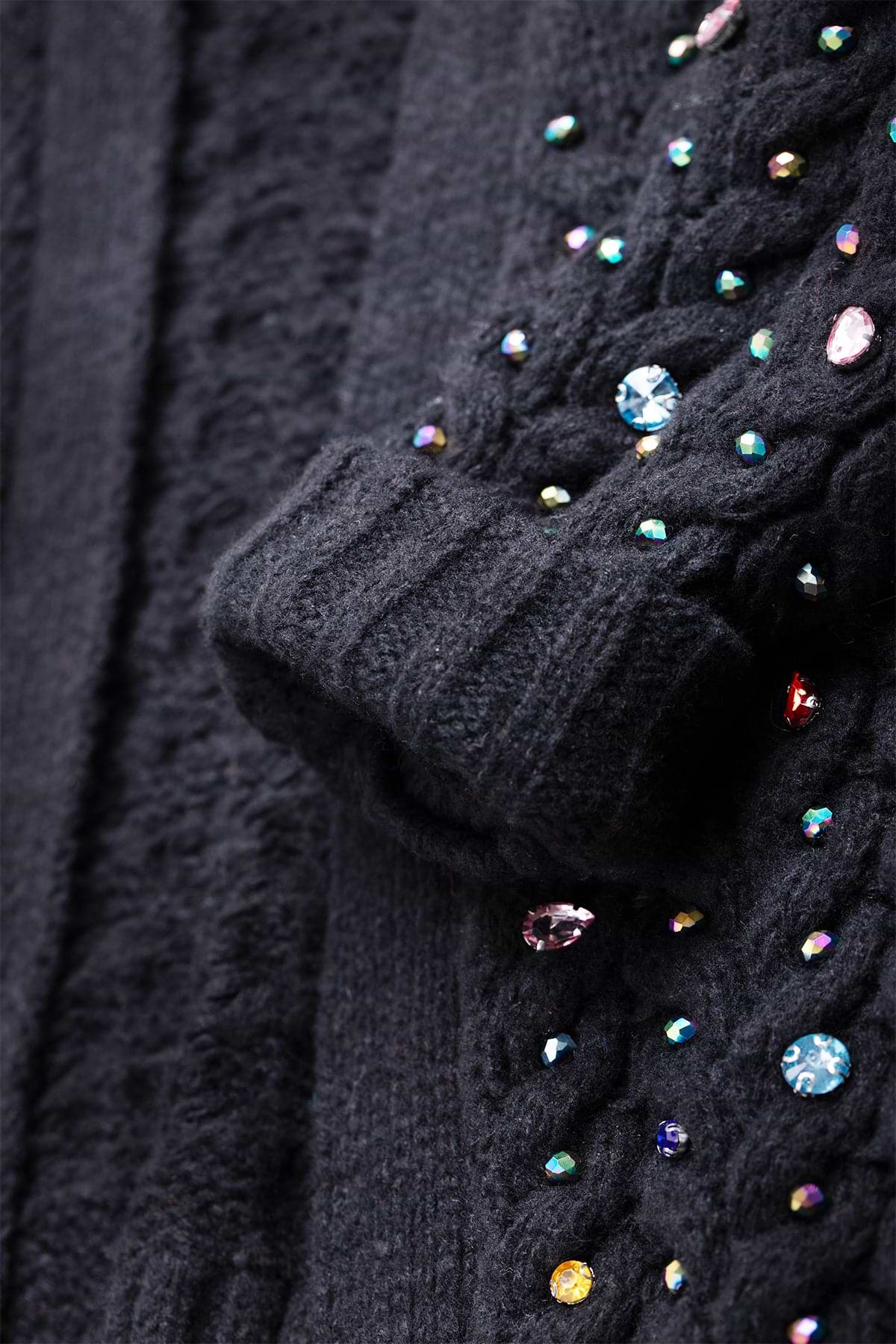 Cable Knit Cardigan Gemstone Pattern - Black