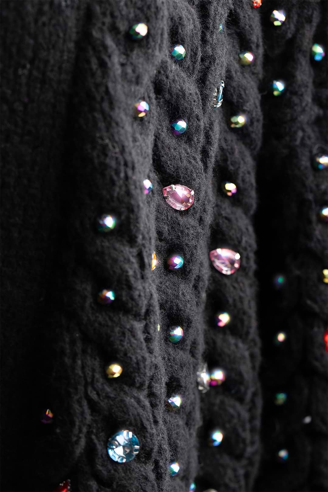 Cable Knit Cardigan Gemstone Pattern - Black