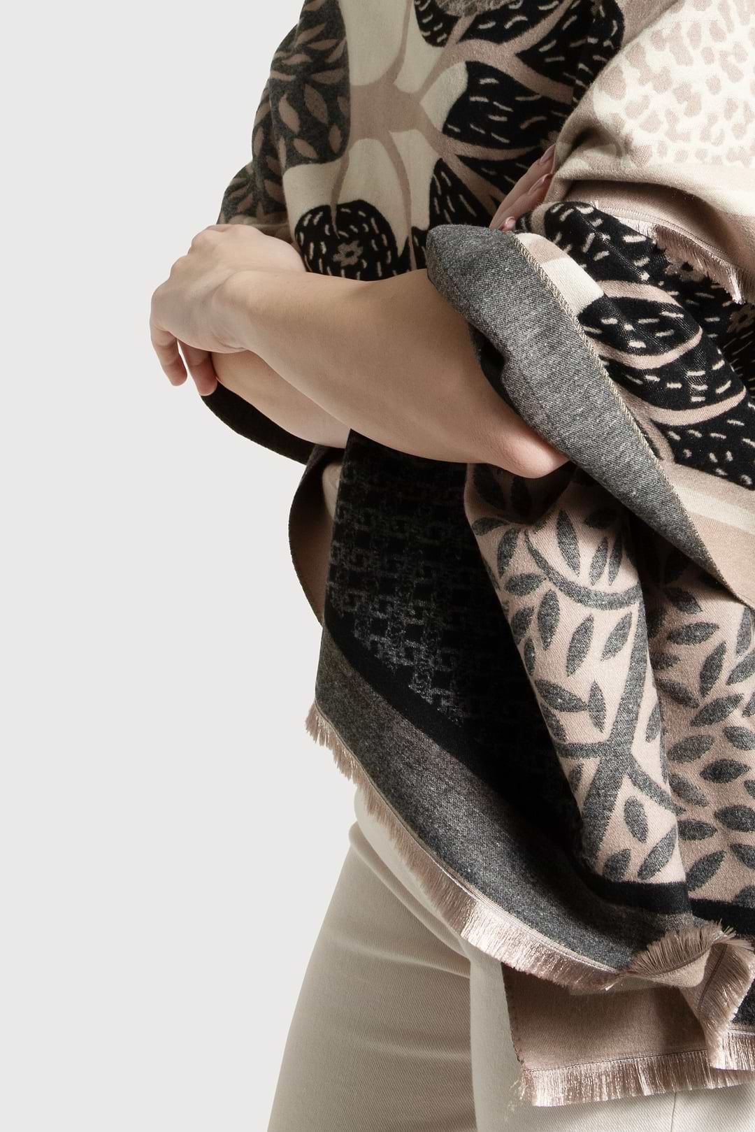 Nature Reversible Scarf - Beige