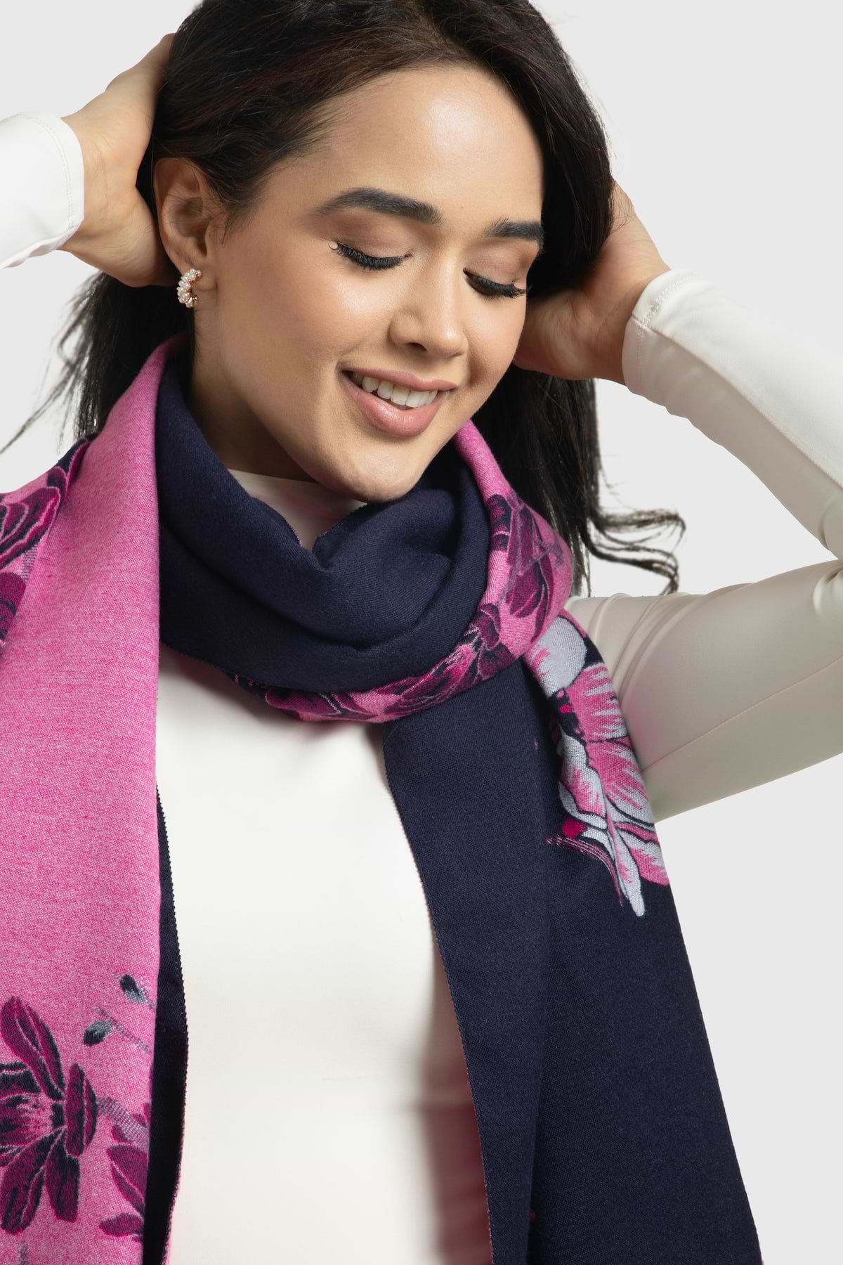 Reversible Scarf - Navy