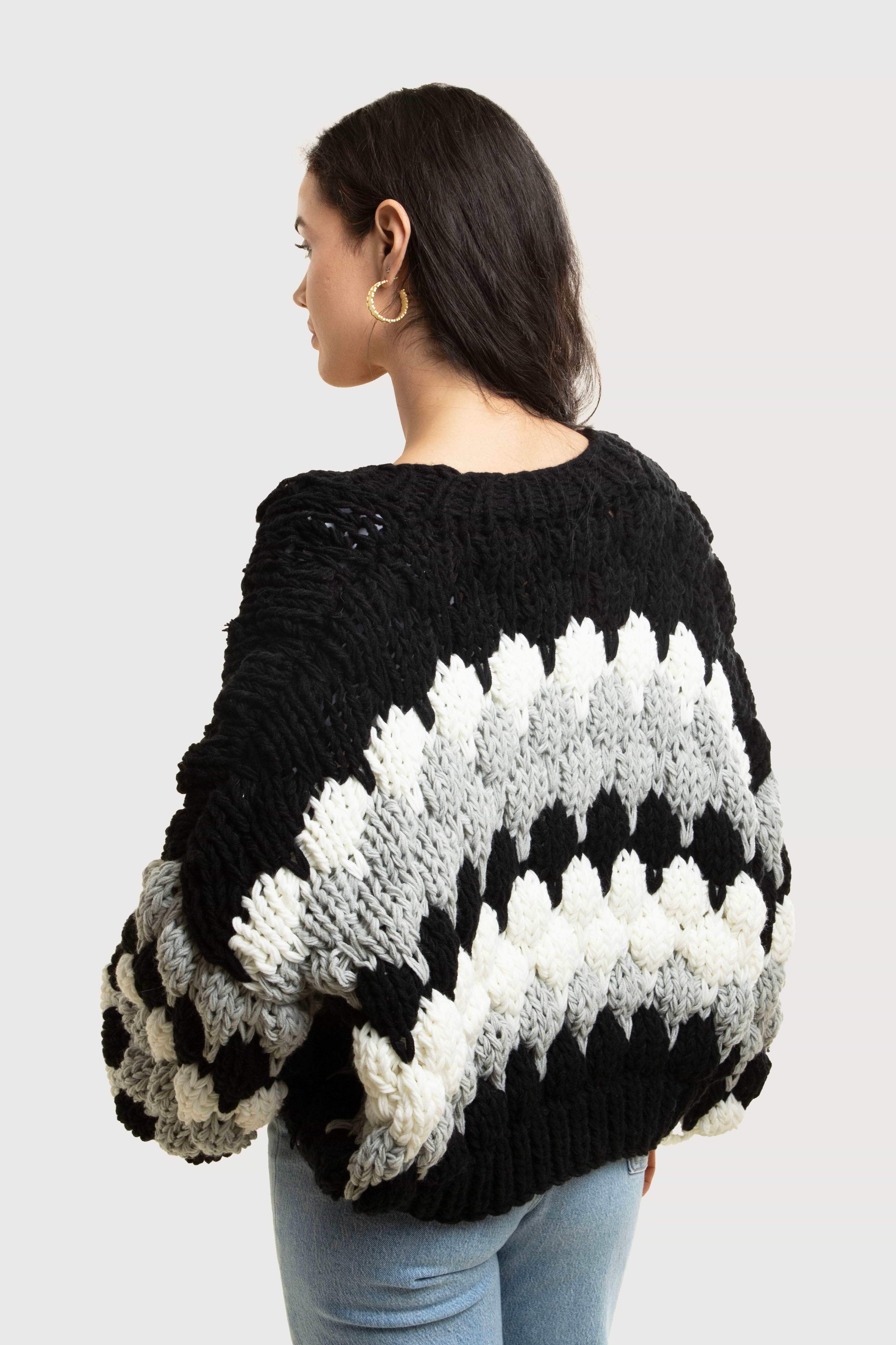Cropped Chunky Knit Zig-Zag Cardigan | SAACHI
