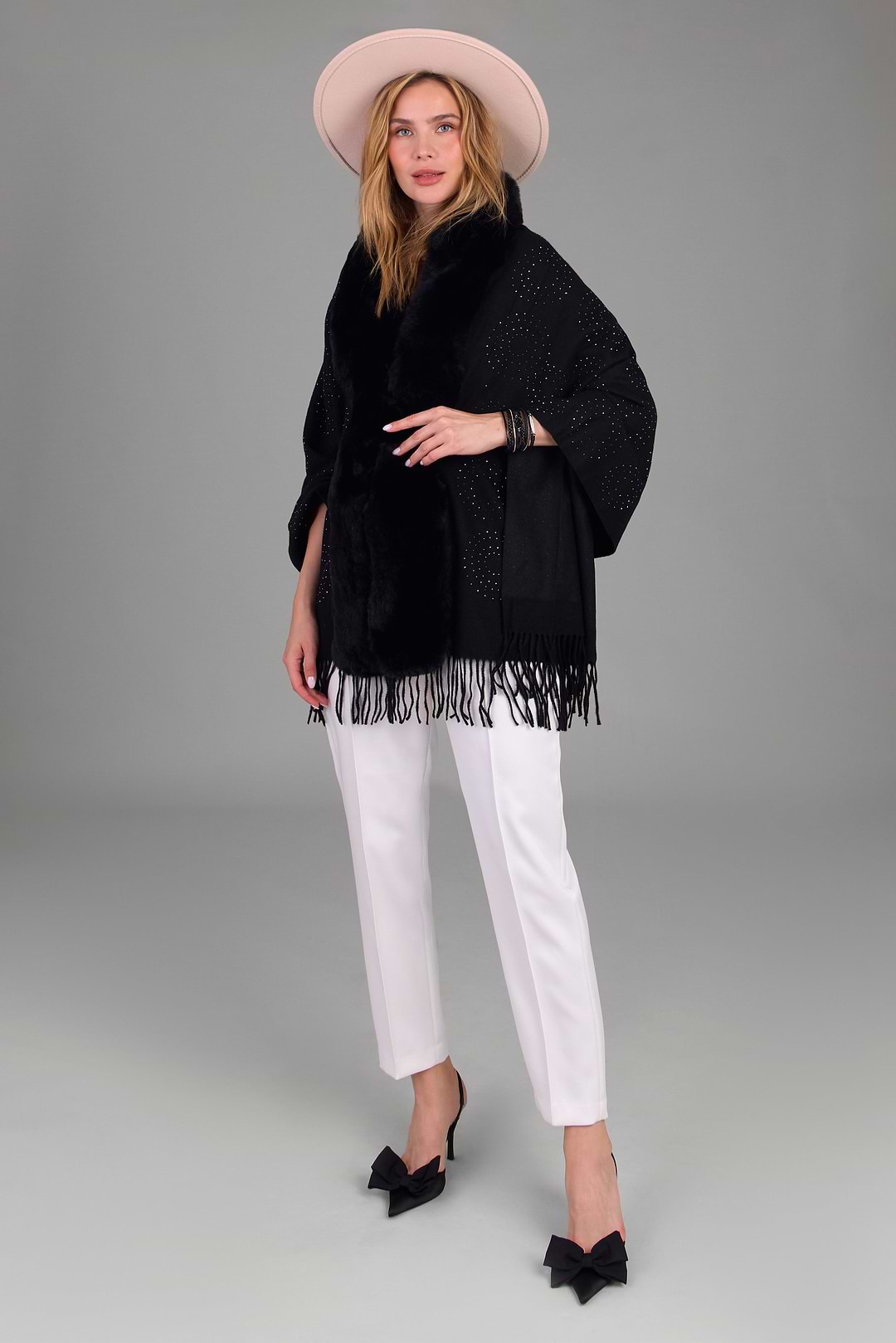 Faux Fur Crystal Scarf - Black