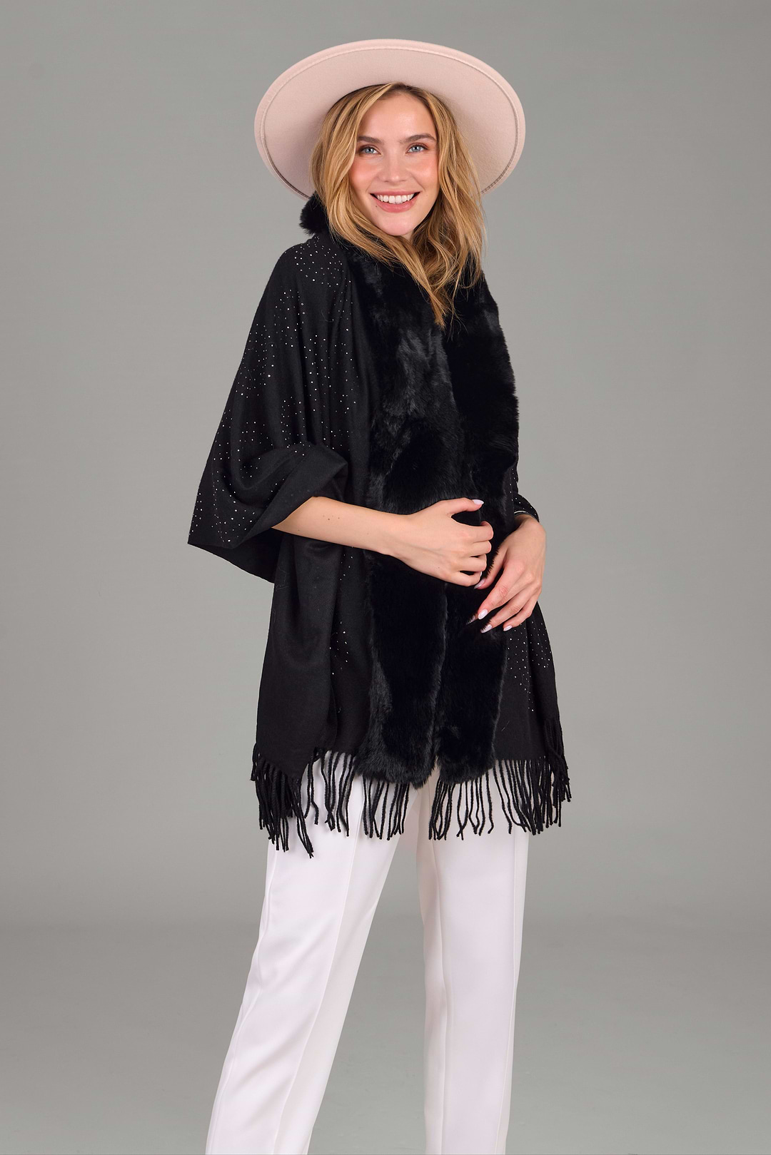 Faux Fur Crystal Scarf - Black