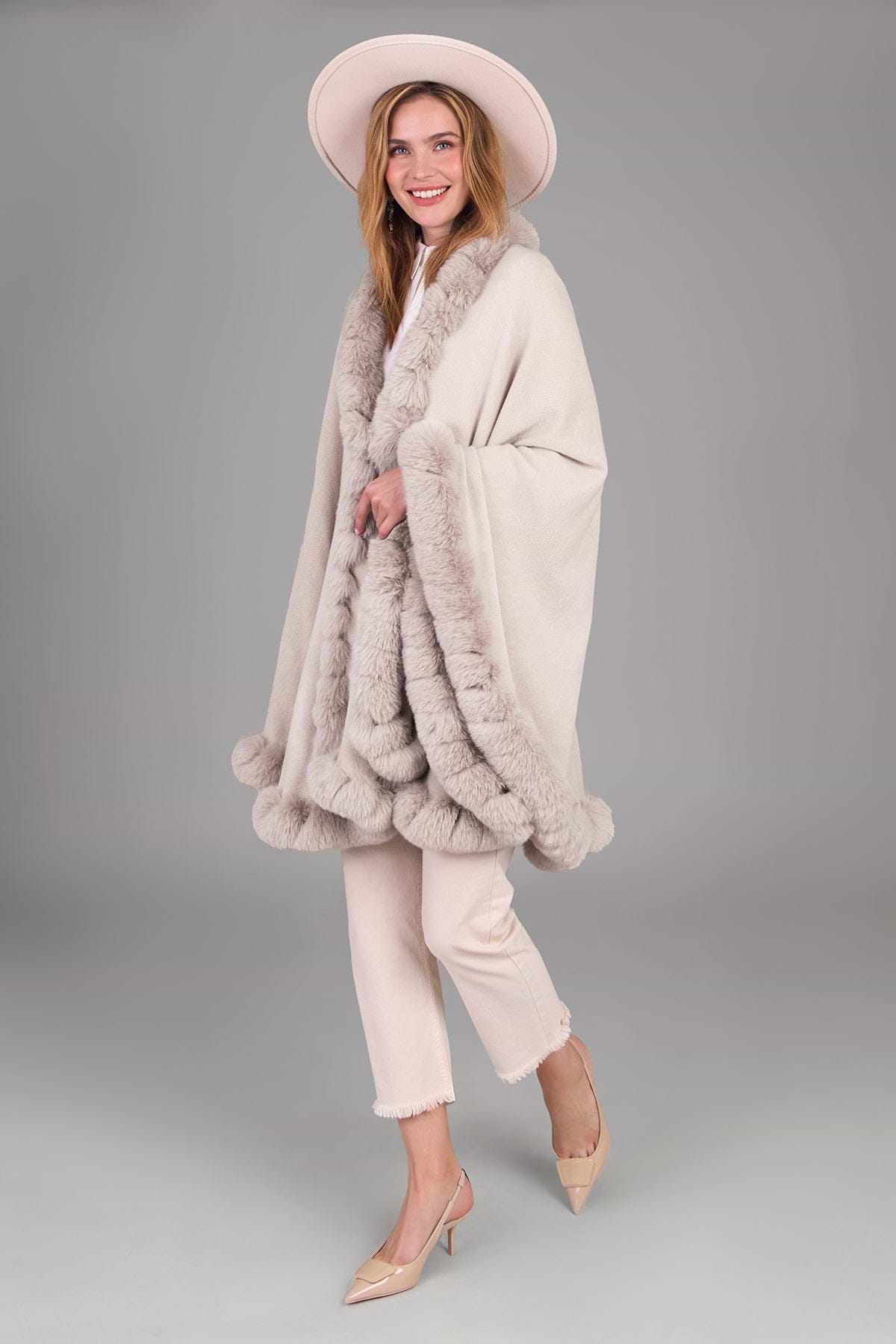 未使用Fifi&Romeoハンガー付きスカル刺繍ファードクロ防寒コート日本製 Faux Fur Cape Kimono | Cozy Winter Layer | SAACHI