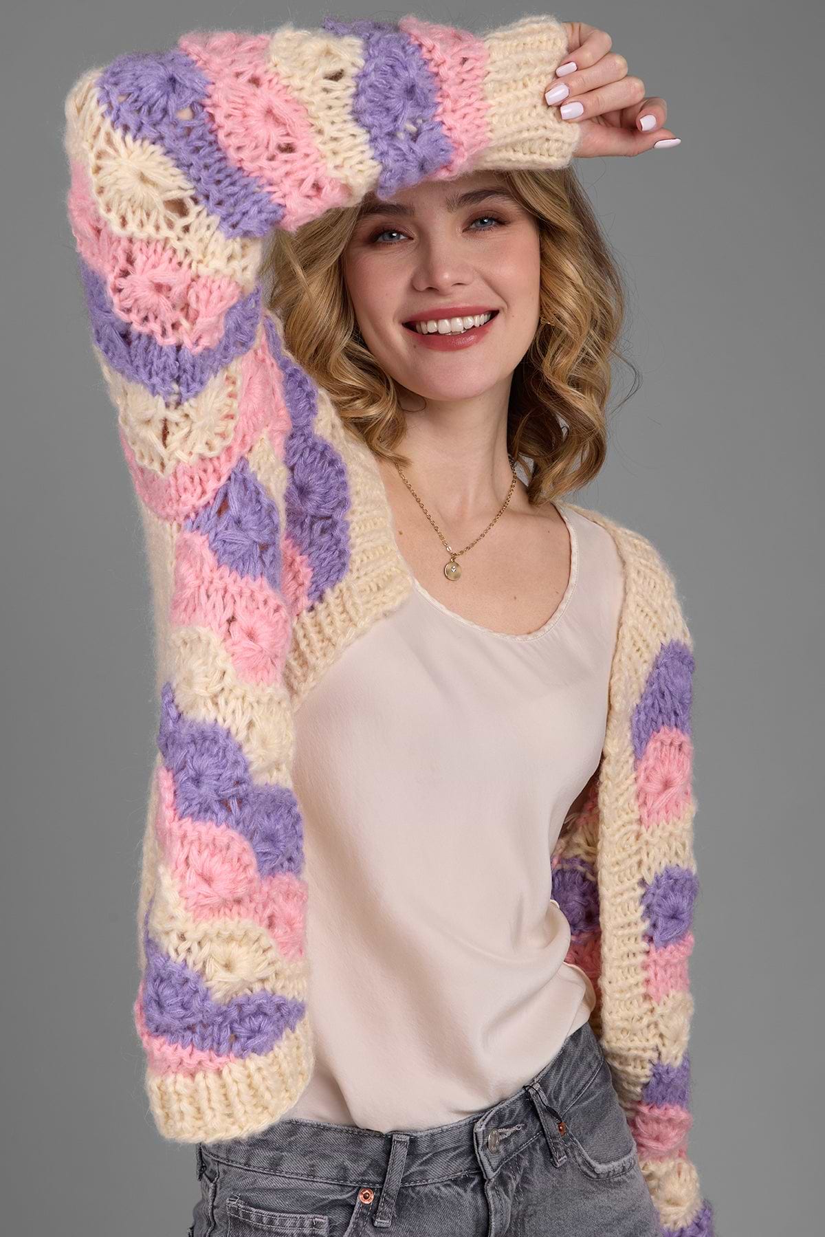 Scallop Pastel Knitted Cardigan - Ivory
