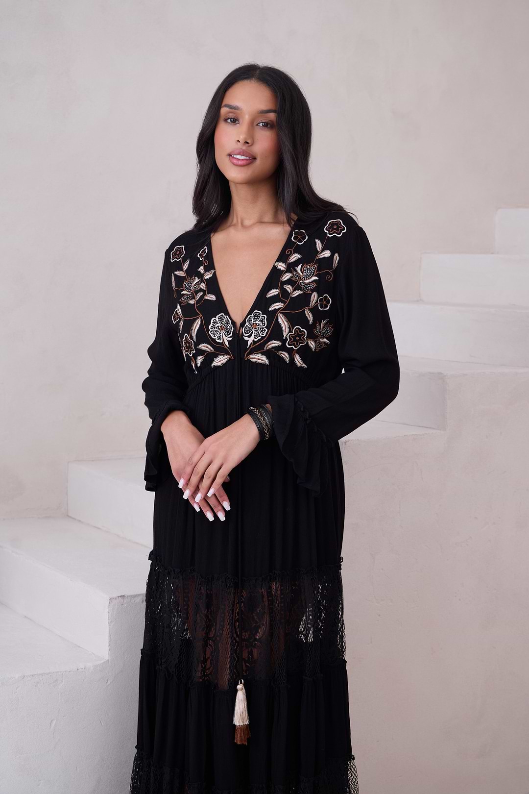 Floral Lace Tiered Kaftan - Black