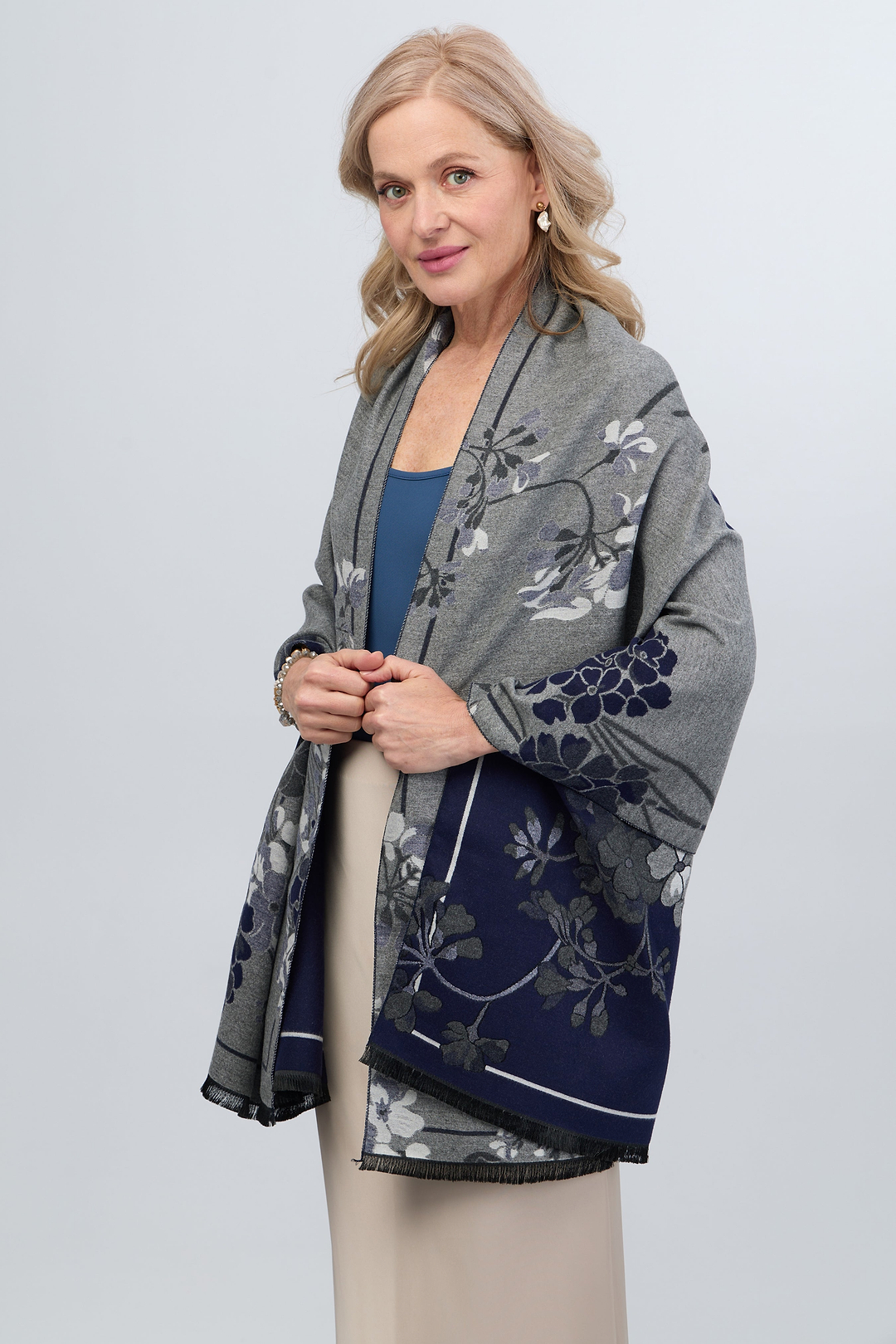 Reversible Floral Scarf For Winter - Navy