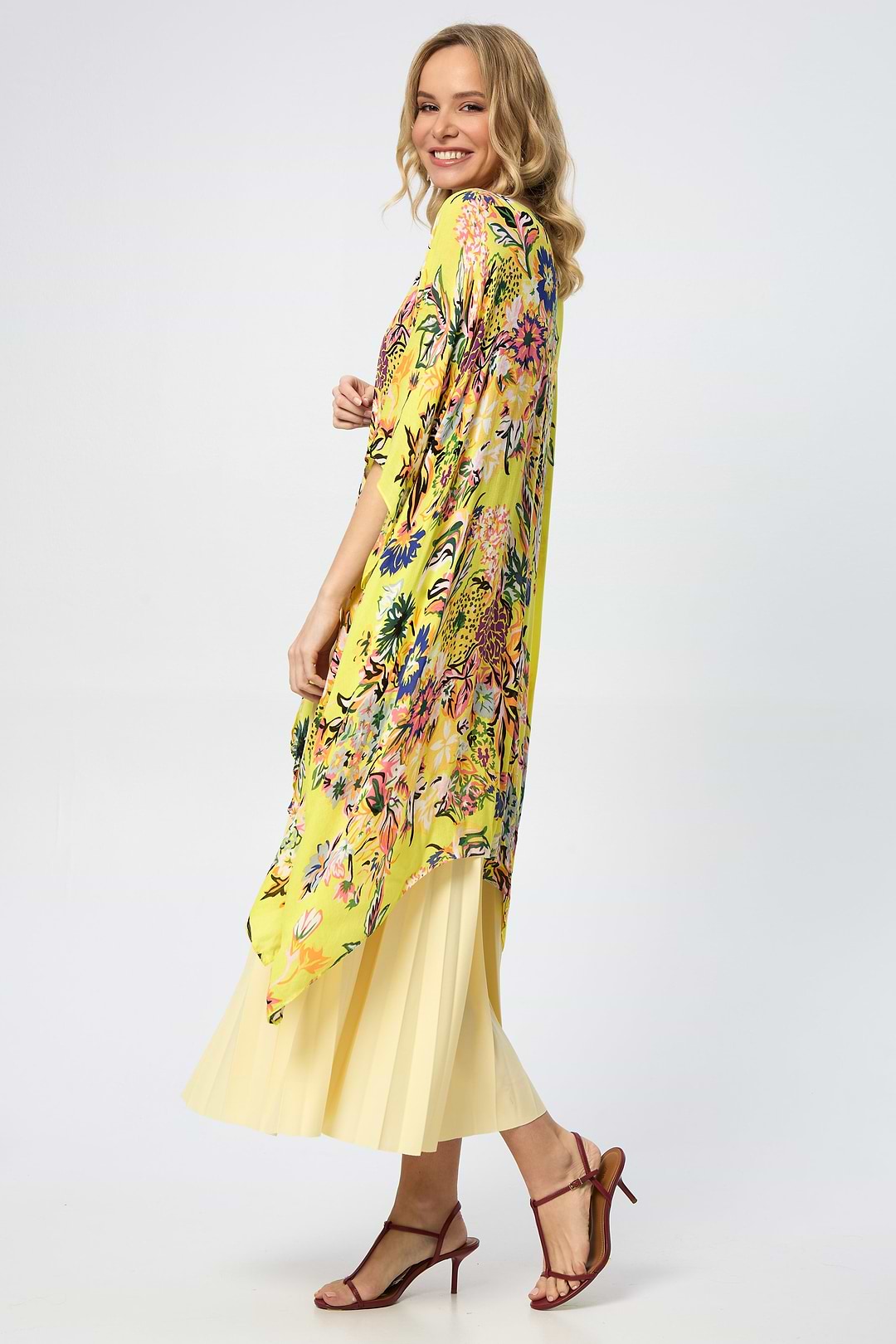 Flowy Floral Kimono - SAACHI - Yellow