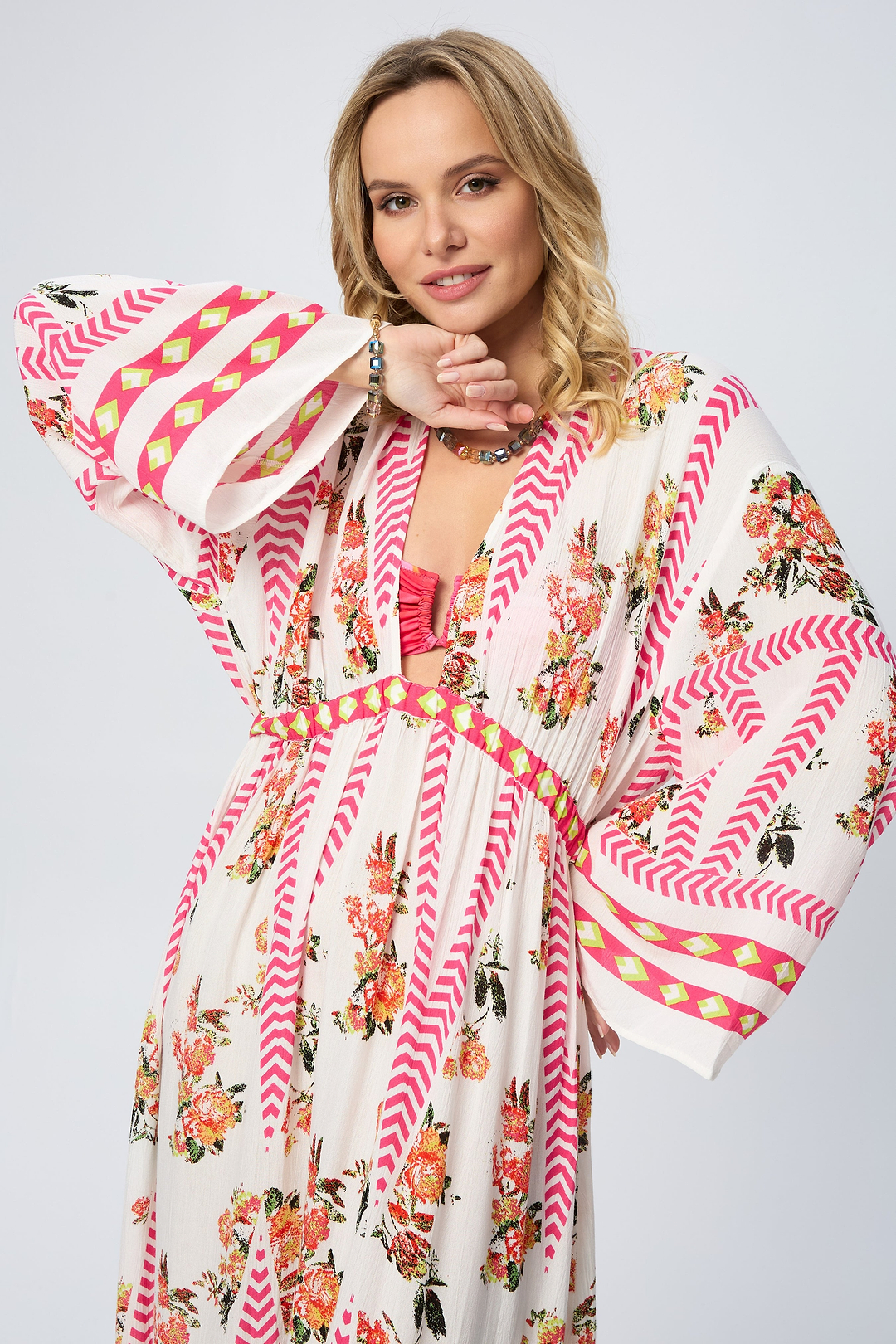 Aztec Floral Keyhole Kaftan - White Combo