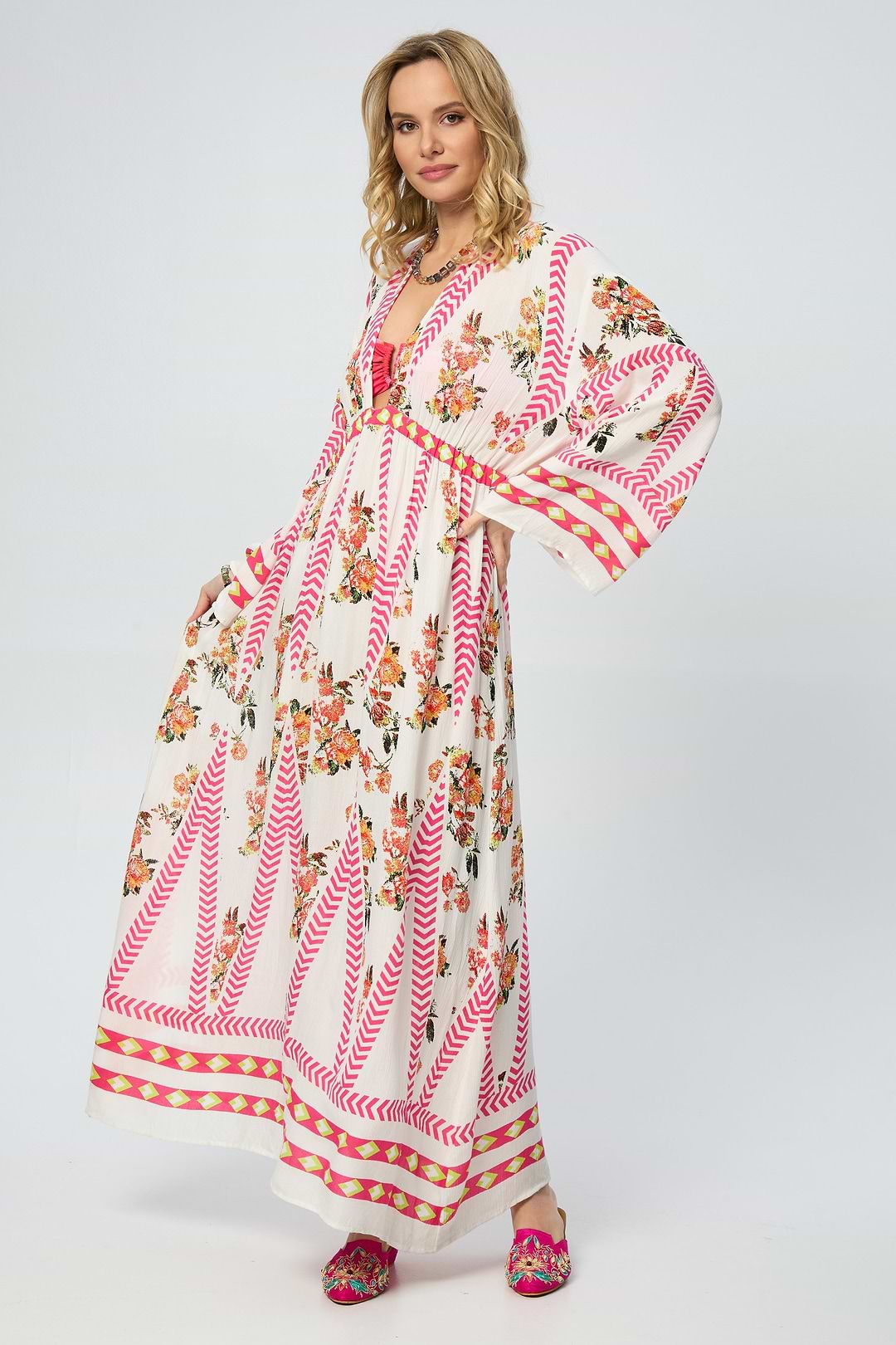 Aztec Floral Keyhole Kaftan - White Combo