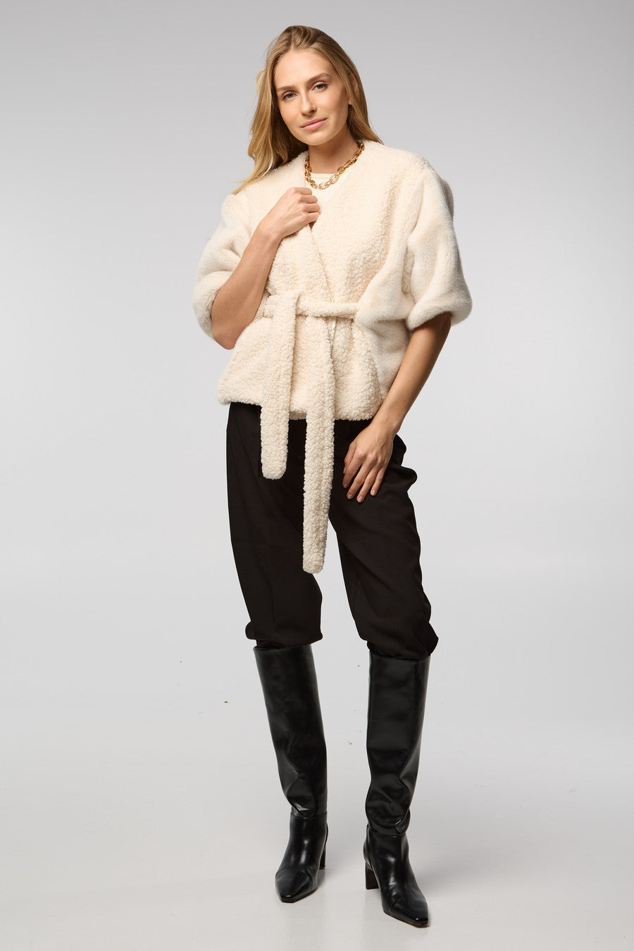 Fur Tie Front Short Kimono - Ivory