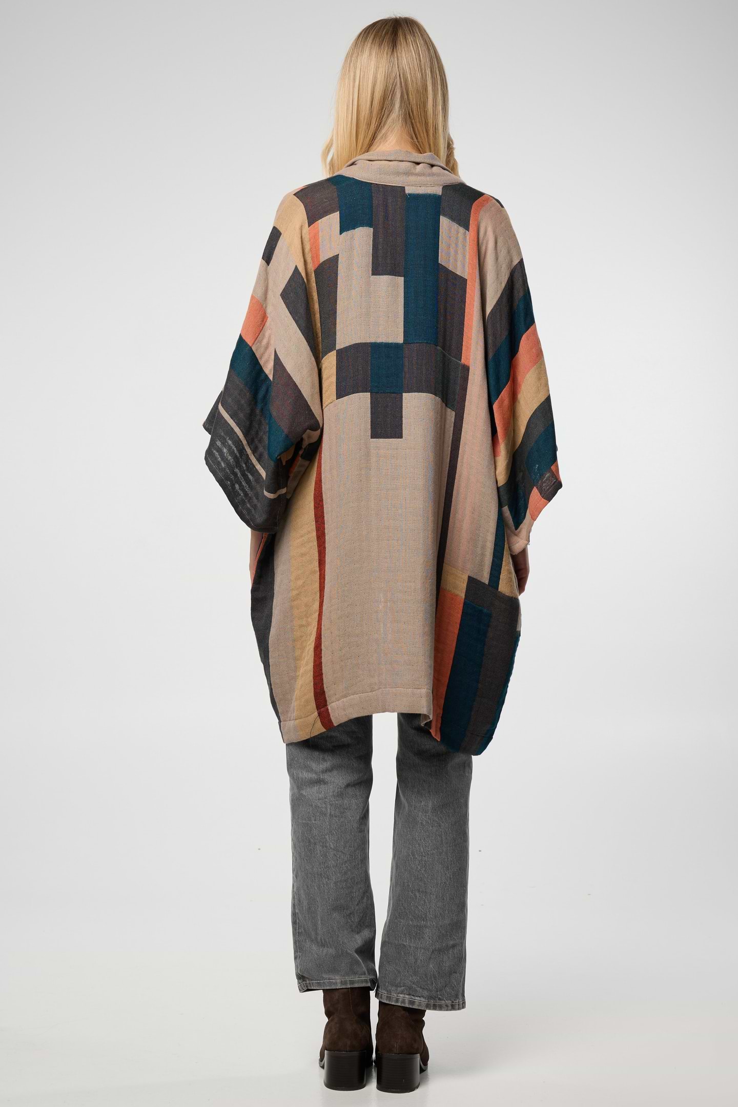 Amaira Long Jacket - Linen