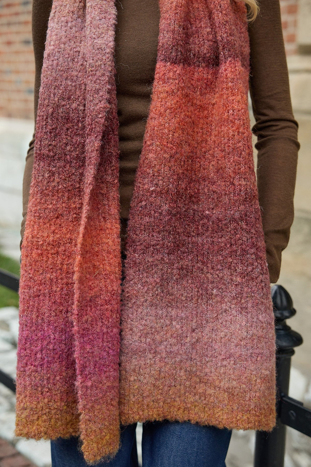 Gradient Knit Scarf - Pink