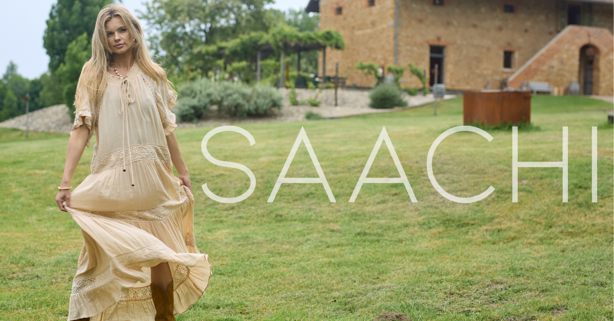 Women's Scarves & Wraps – 500+ Silk, Cashmere & Artisan Styles | SAACHI