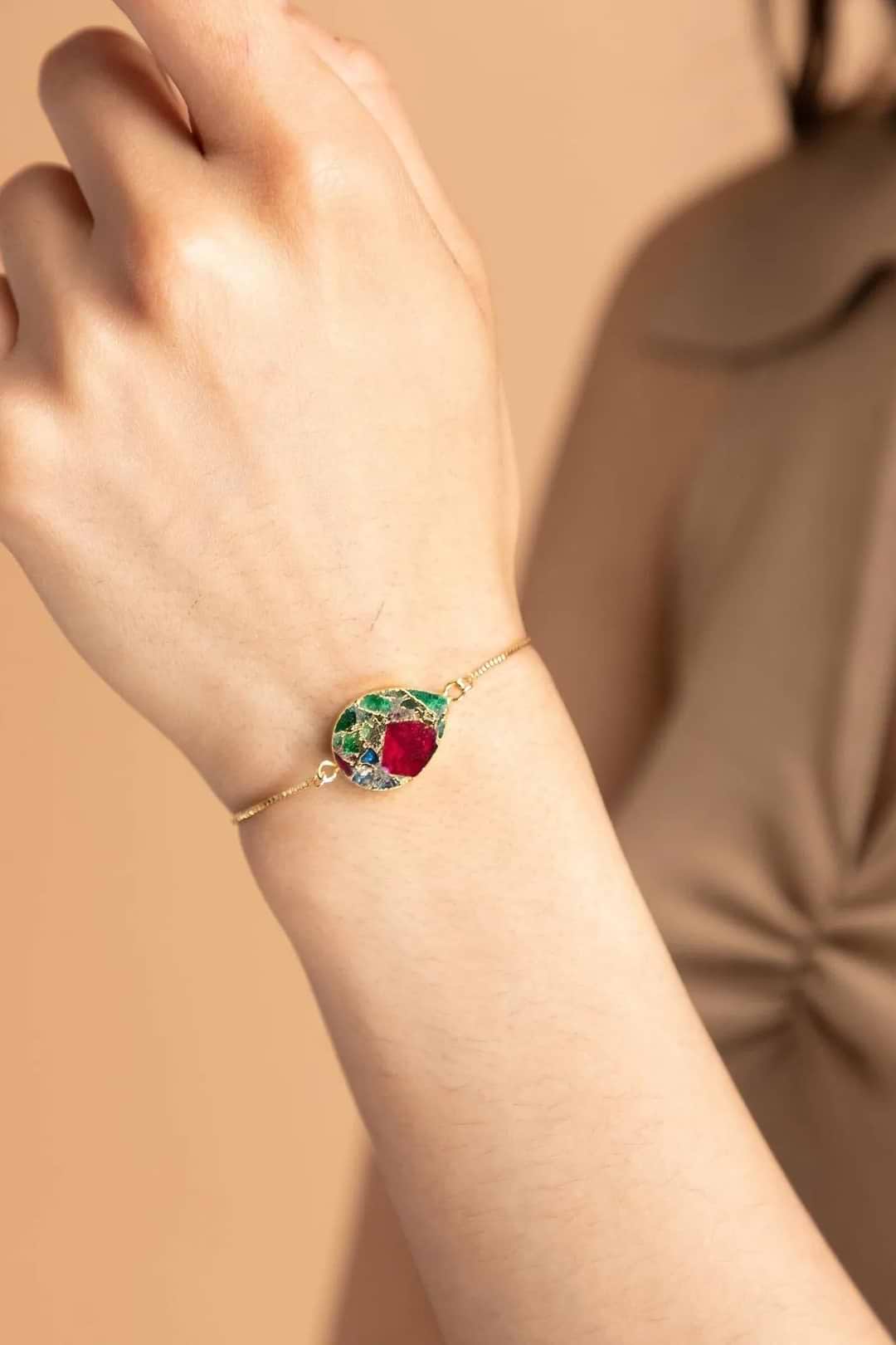 Mojave Pear Shape Gemstone Adjustable Bracelet Mediumseagreen