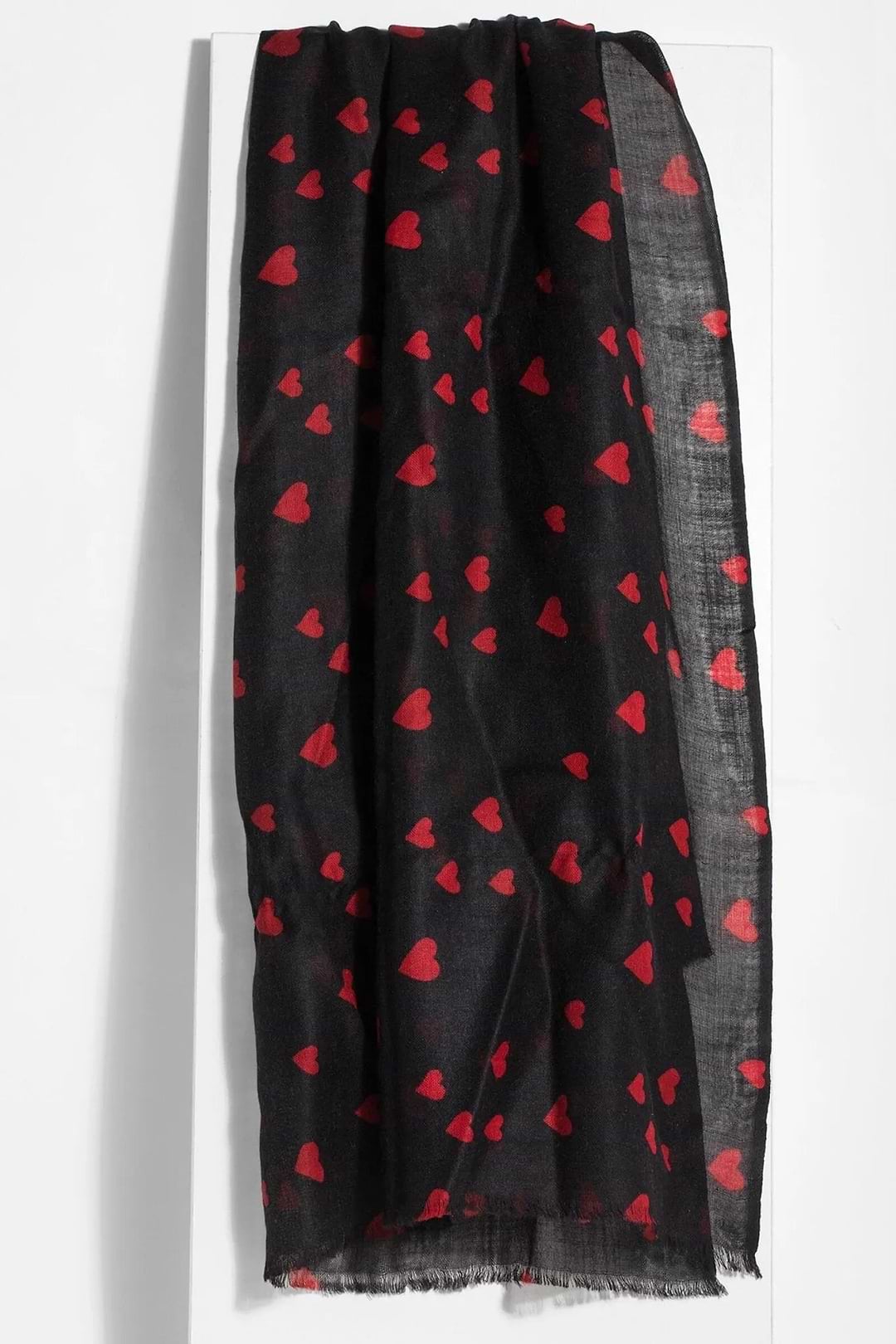 Wool Heart Scarf - Black