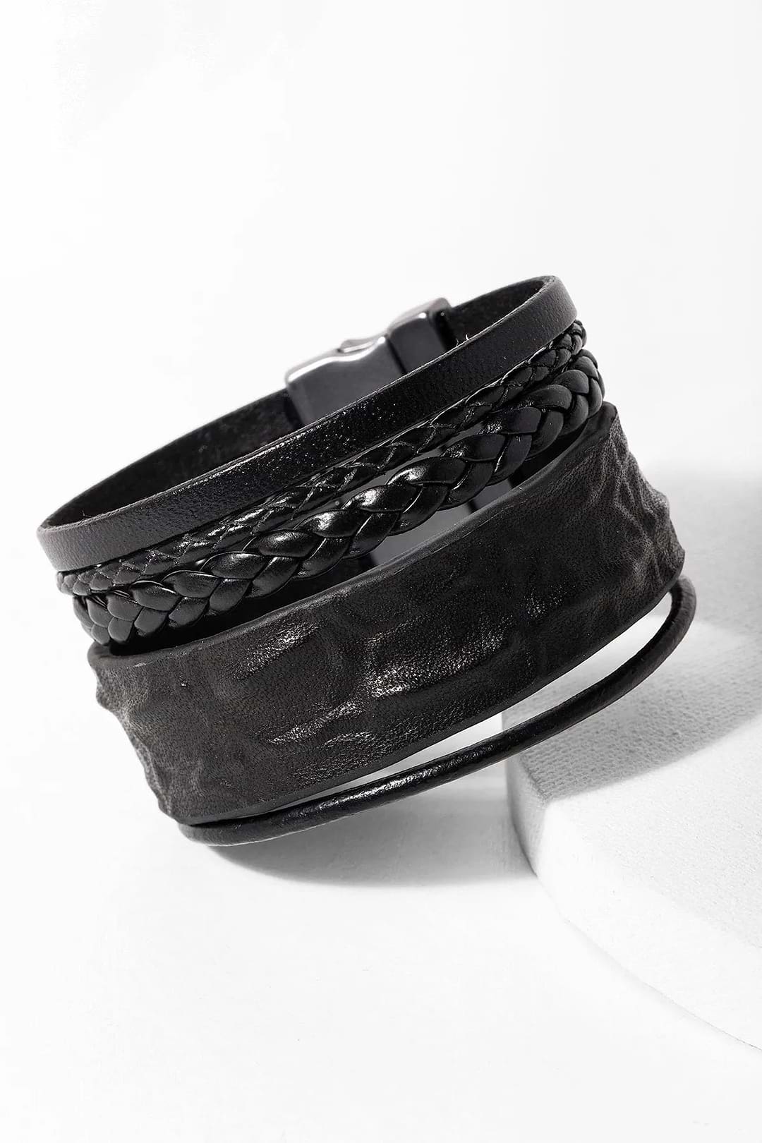 Shyama Leather Bracelet Black