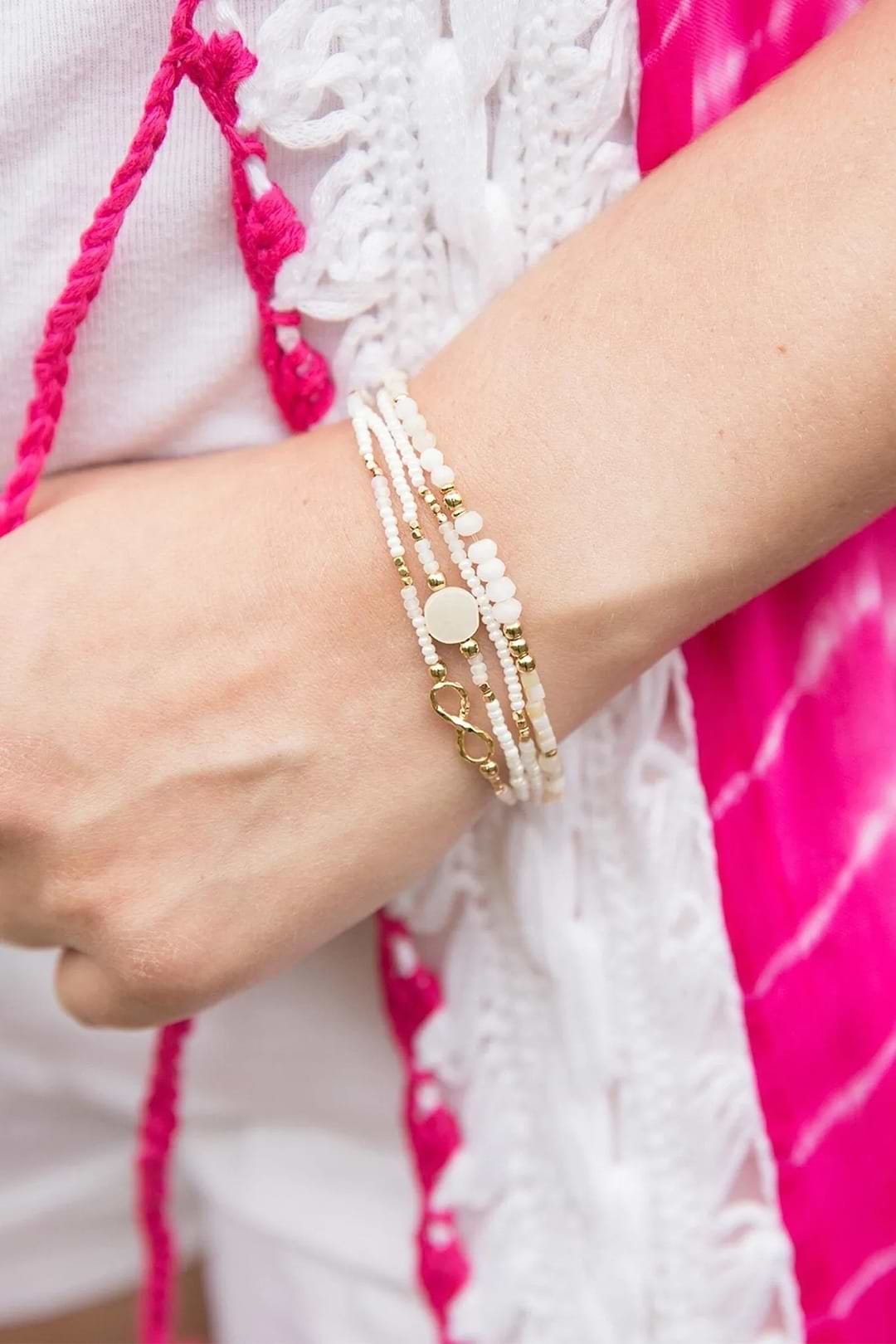 Infinity Beaded Bracelet Set - White