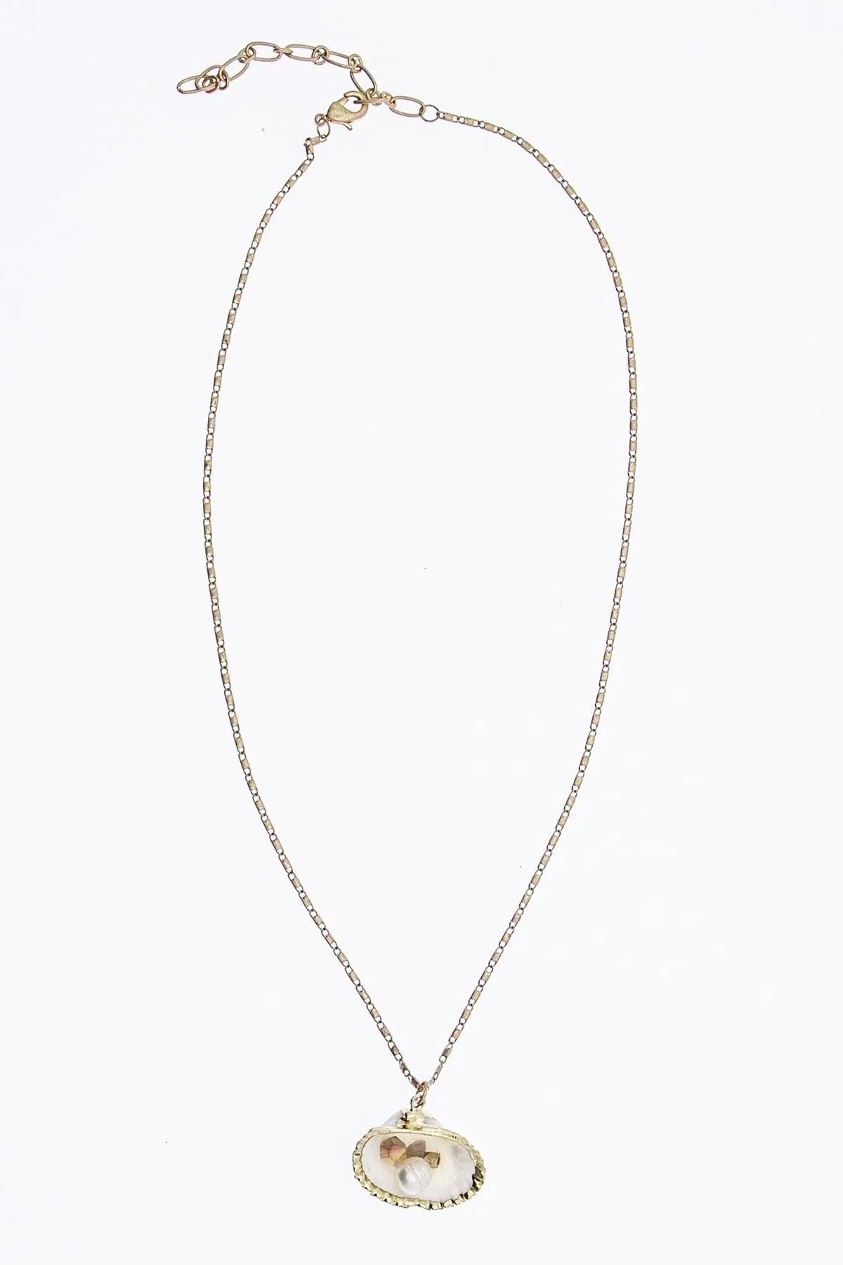 Pearl And Shell Gold Chain Necklace - Gold
