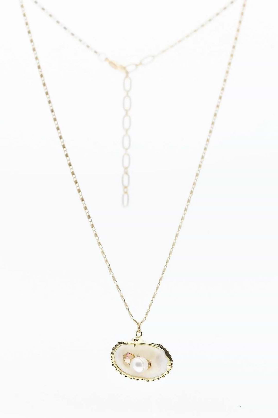 Pearl And Shell Gold Chain Necklace - Gold