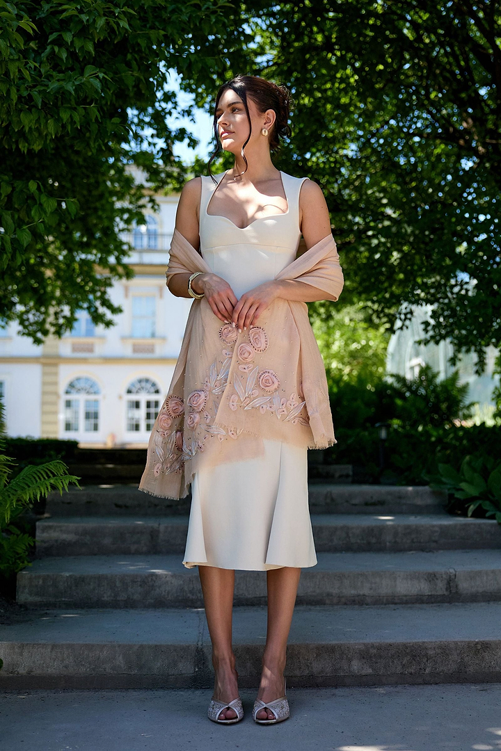 3D Floral Embellished Wool Scarf - Pastel Pink