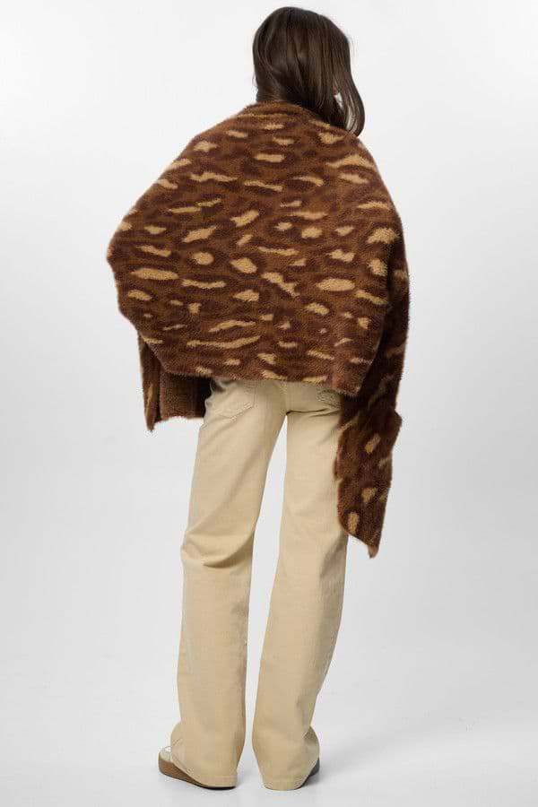 Animal Print Eyelash Knit Card - Brown