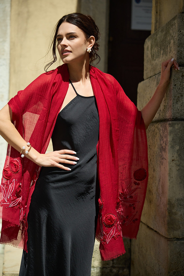 3D Floral Embellished Wool Scarf - Crimson