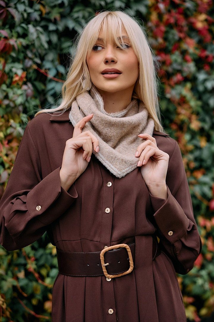 Triangle Pull-Through Scarf - Beige