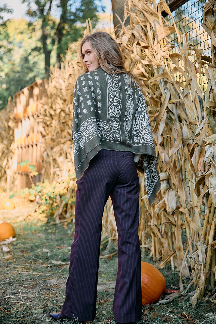 Paisley Border Fringe Scarf - Olive