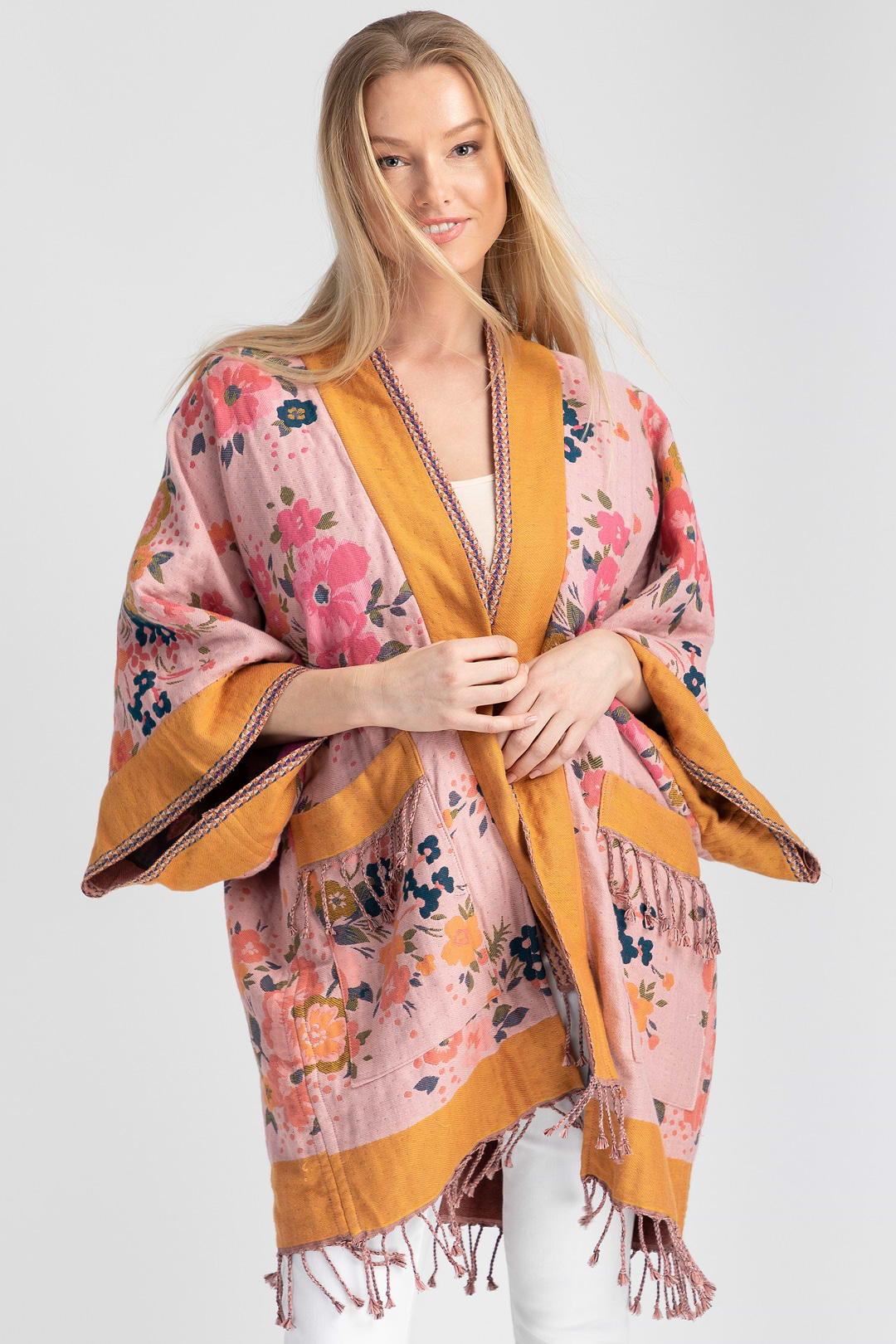 KIRKVILLE FLORAL KIMONO - Pink