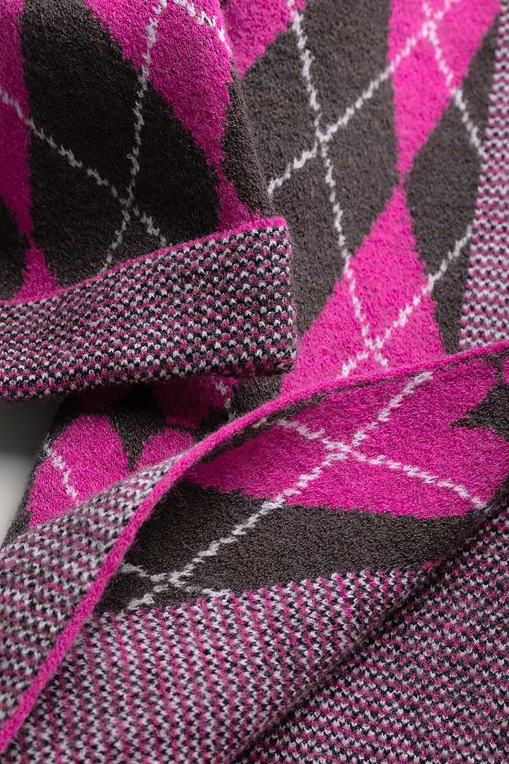 Heart Patterned Cardigan Argyle Knit - Magenta